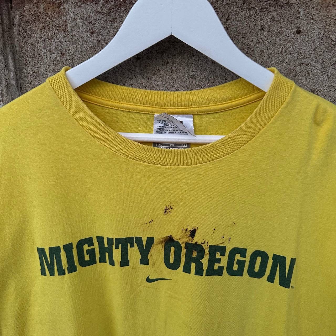 Nike Vintage Nike Oregon T-shirts Big Logo Y2K Trashed 00s USA Size US XXL / EU 58 / 5 - 5 Thumbnail