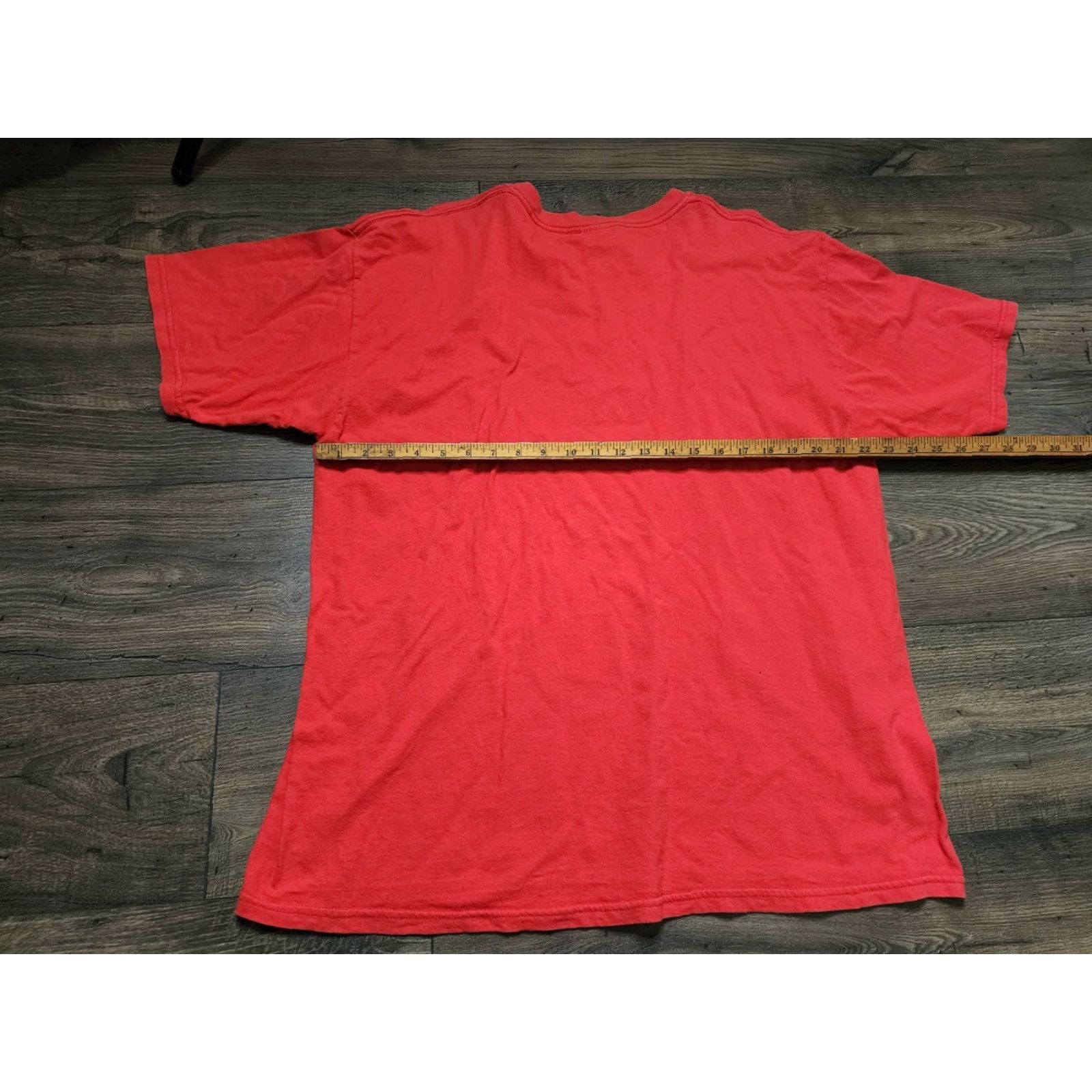 Vintage VINTAGE Universal Studios T Shirt Mens XL Orlando Florida 90s Stitch Red Cotton Logo Embroidered Graphic Print Crew Neck Short Sleeve Shirt Size US XL / EU 56 / 4 - 2 Thumbnail