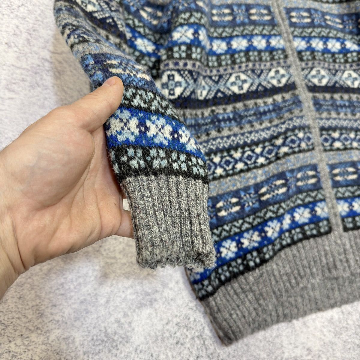 Jamiesons Of Shetland Jamieson’s Of Shetland Pure New Wool Zip Hoodie M size 48 Size US M / EU 48-50 / 2 - 5 Thumbnail