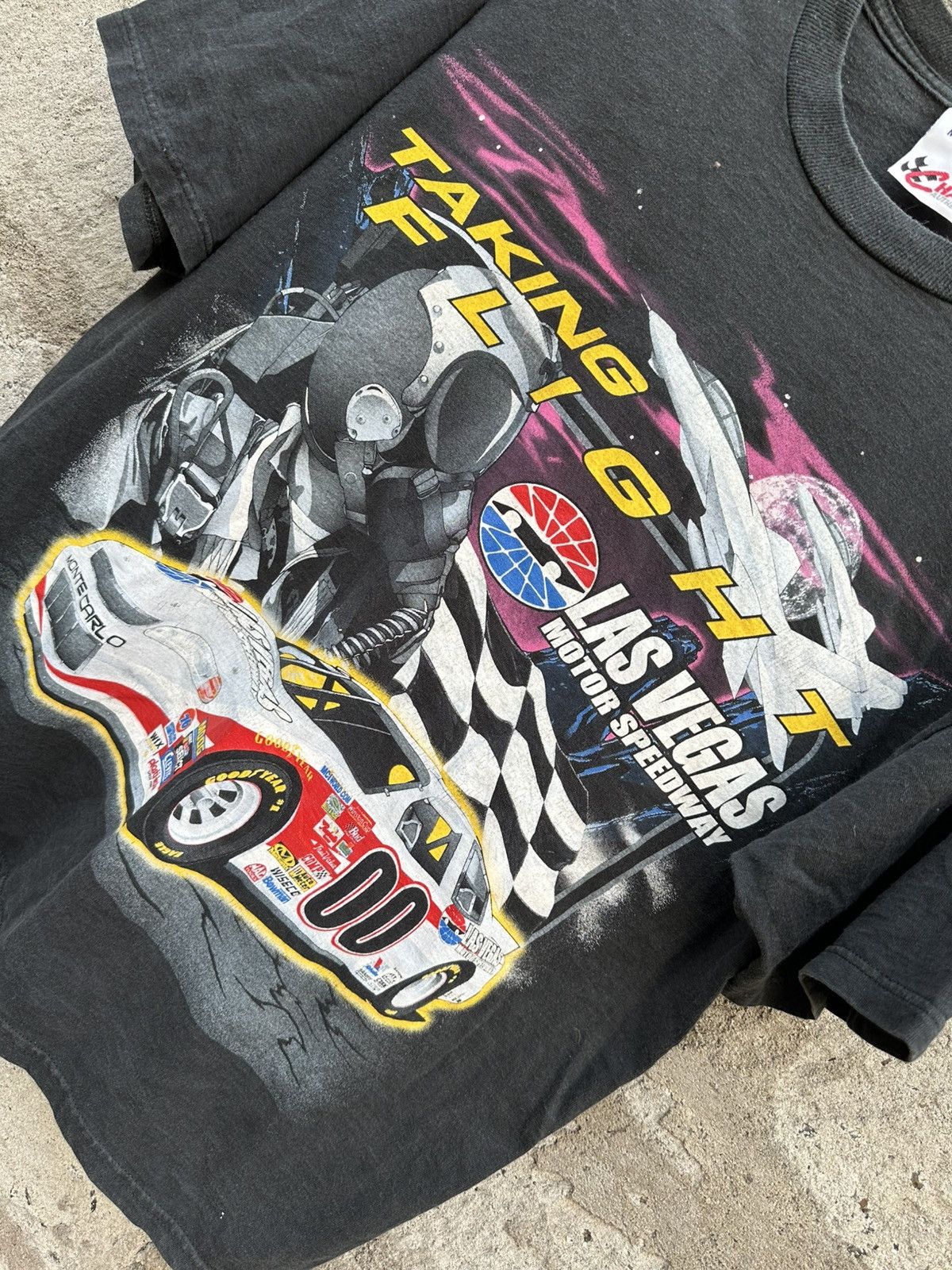 Chase Authentics × Vintage vintage Chase authentic Taking flight Las Vegas Motor Speedway T shirt Size US M / EU 48-50 / 2 - 2 Thumbnail