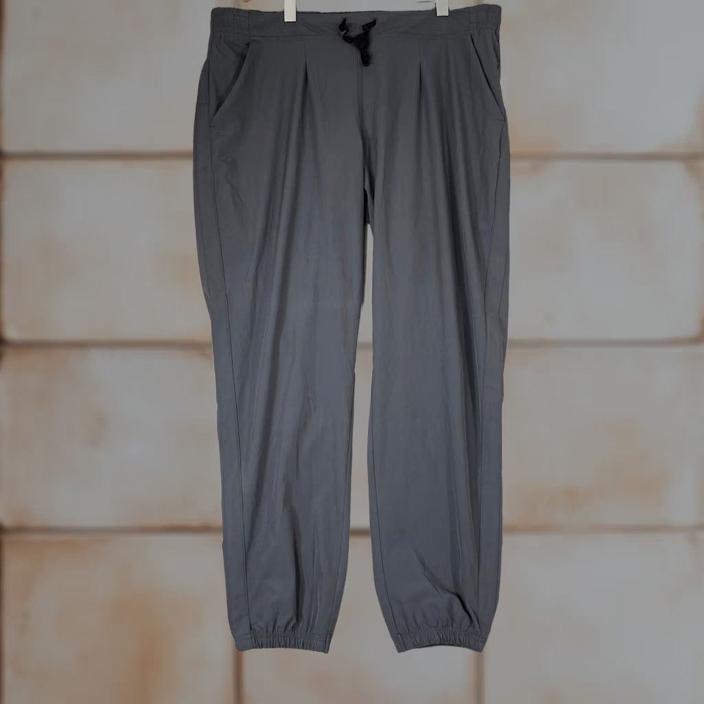 Vintage Backcountry Womens 2XL Gray Stretch Hiking Activewear Jogger Pants Pockets Elastic Waist Tapered Inseam 29" Casual Travel Size 26" / US 2 / IT 38 - 1 Thumbnail