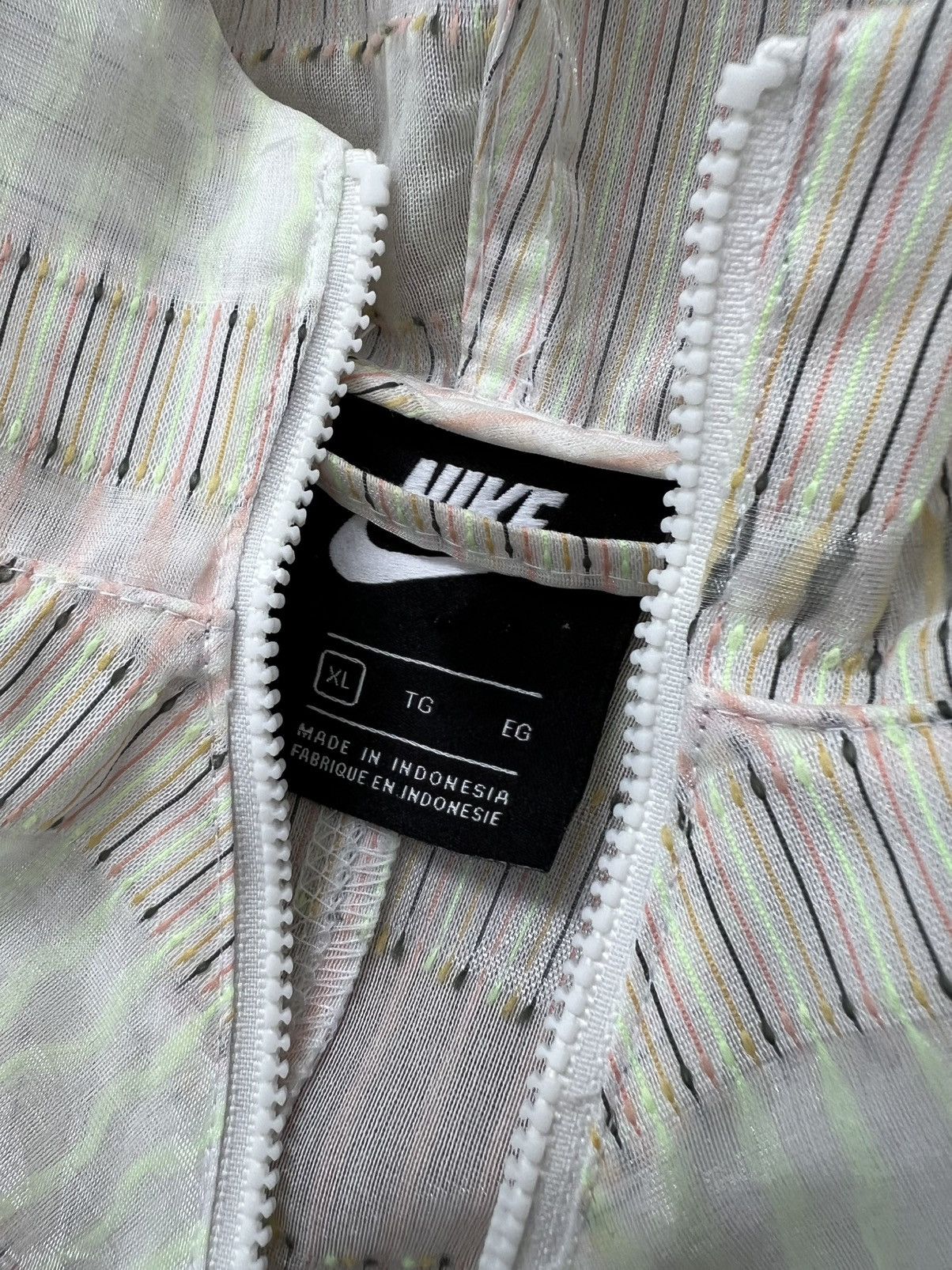 Nike Nike NSW WR MNFLMNT Earth Day Hooded Size US XL / EU 56 / 4 - 5 Thumbnail