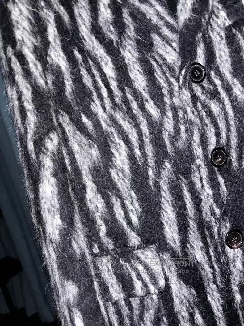 Saint Laurent Paris Saint Laurent Paris Black and grey fur coat Size US S / EU 44-46 / 1 - 4 Thumbnail