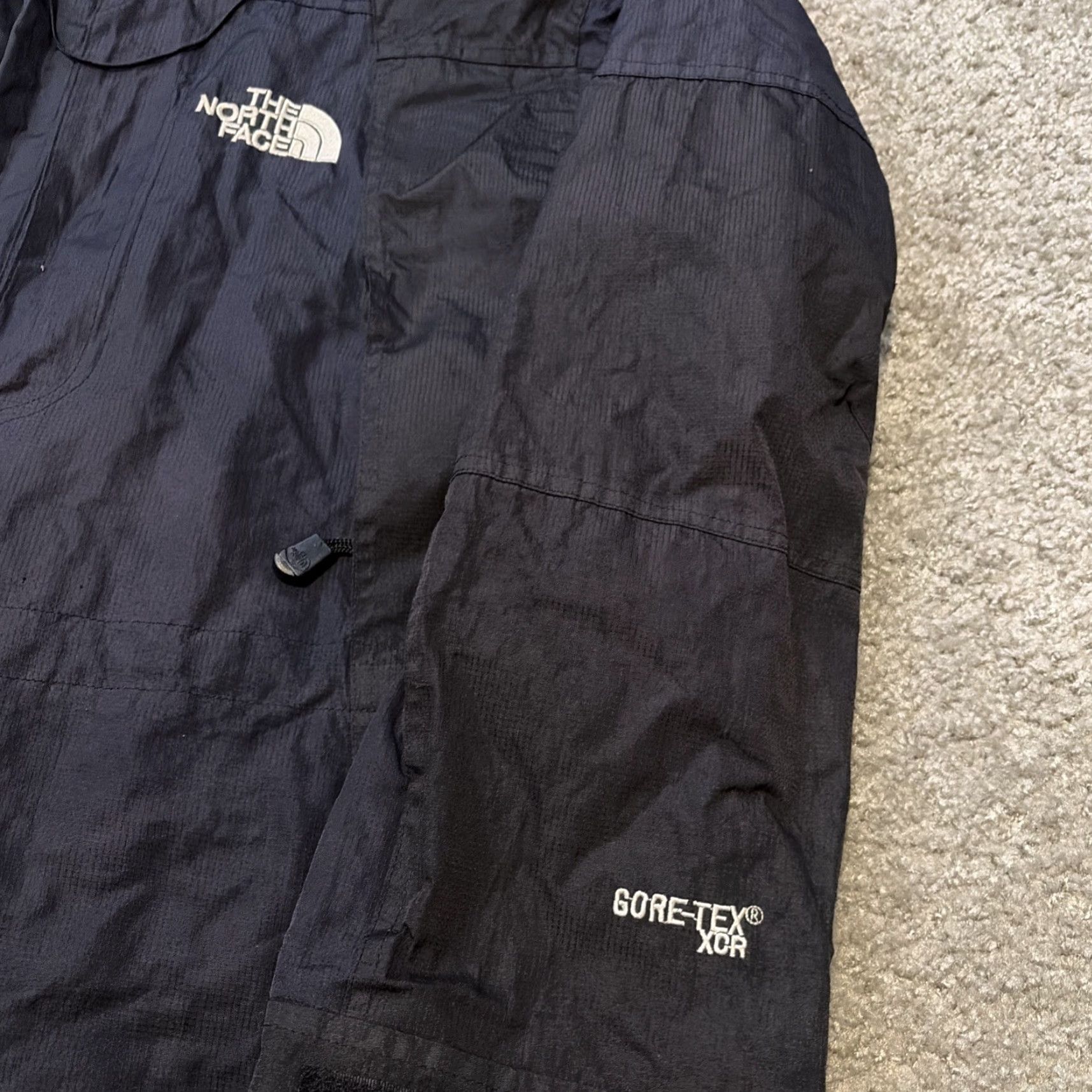 The North Face VINTAGE The North Face Summit Series Jacket Mens Regular Large Black Goretex XCR Water Resistant Zip BROKEN ZIPPER Size US L / EU 52-54 / 3 - 5 Thumbnail