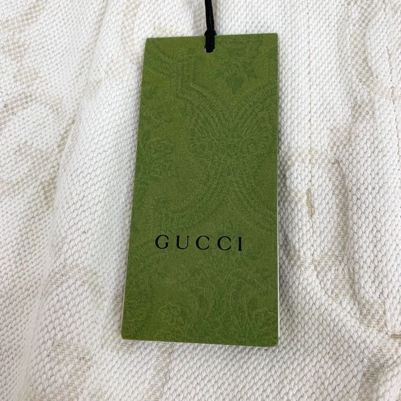 Gucci Gucci Beige logo printed full printed cotton casual shorts Size 26" / US 2 / IT 38 - 6 Thumbnail