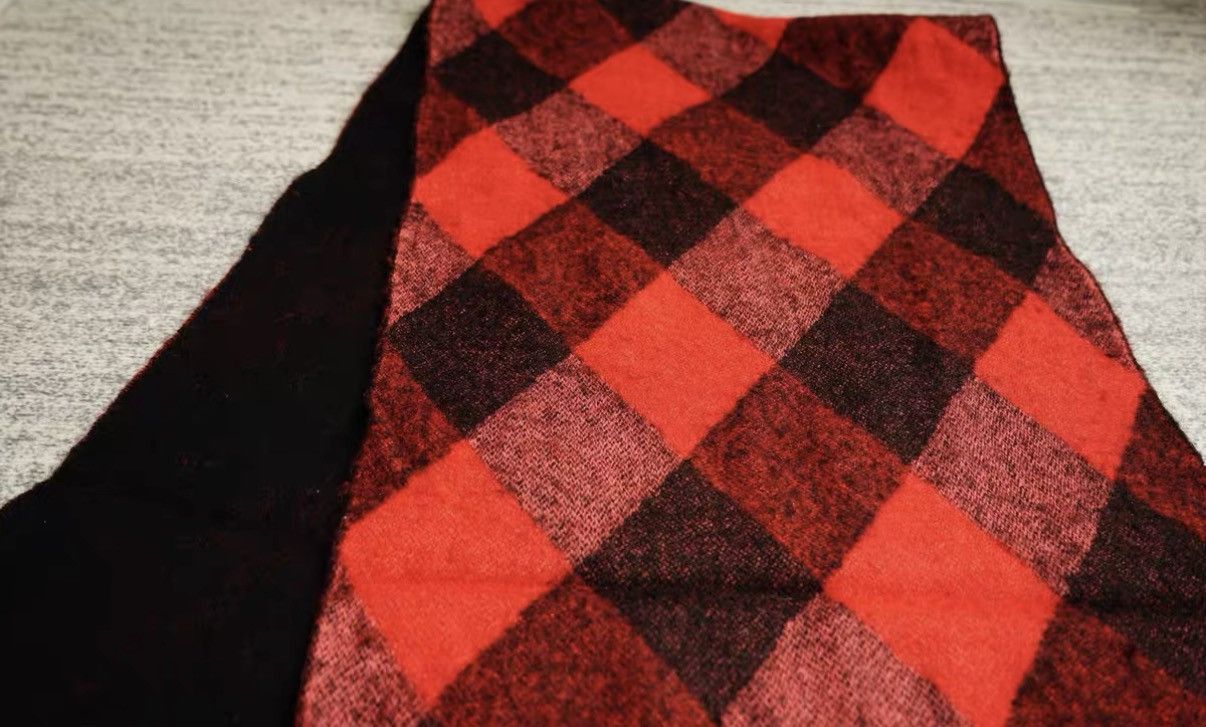 Yohji Yamamoto Yohji Yamamoto Red & Black Diamond Pattern Fringe Towel Size ONE SIZE - 4 Thumbnail
