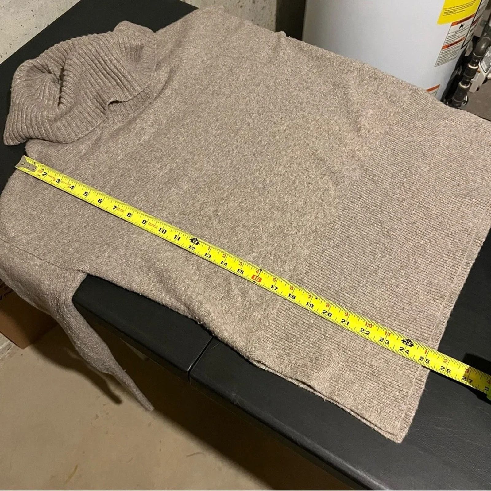 Nanette Lepore Nanette Lepore Women's Wool Blend Turtleneck Sweater Sz L Size L / US 10 / IT 46 - 9 Thumbnail