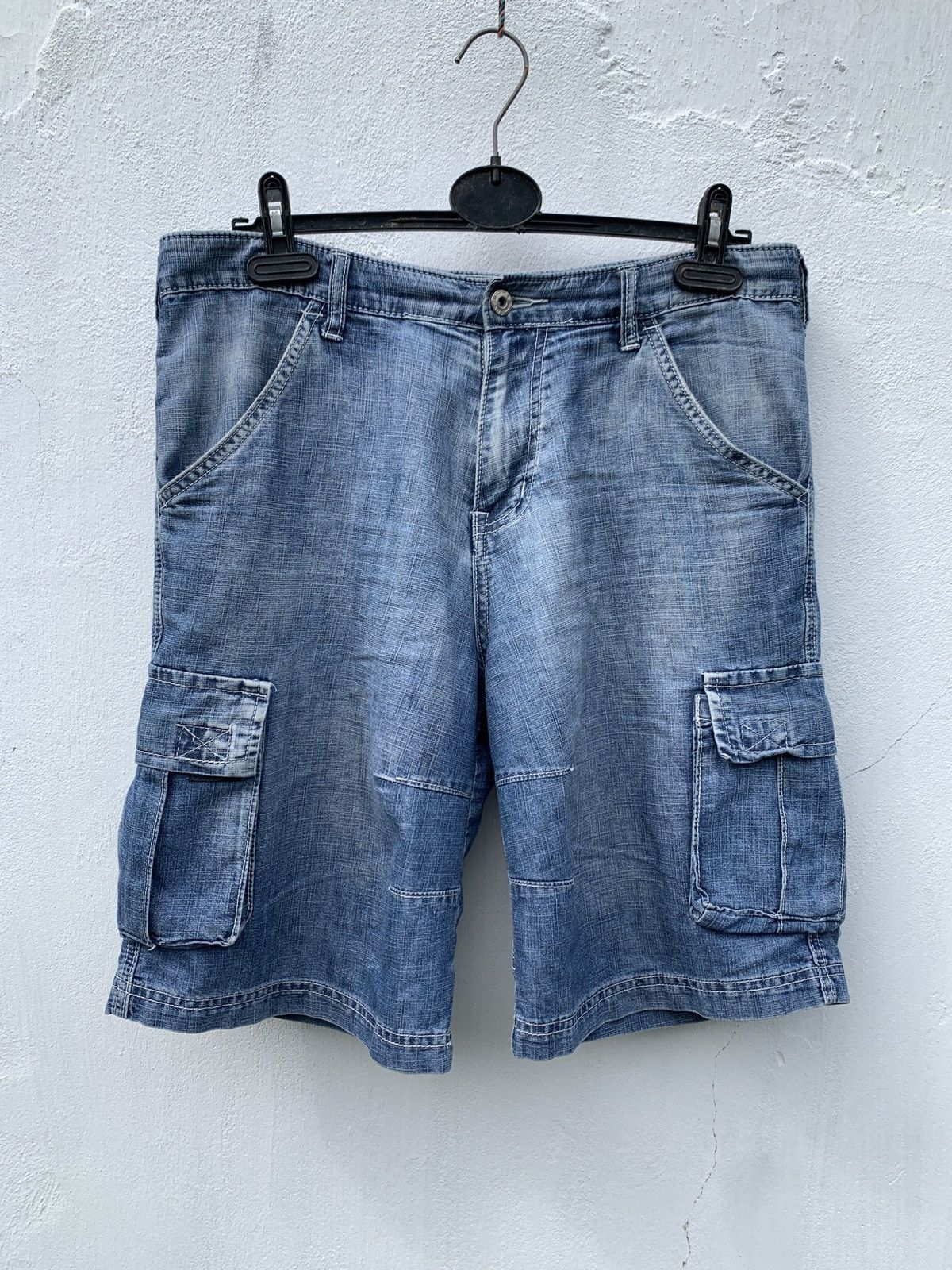 Japanese Brand Vintage Japanese Y2K Cargo Aviator Blue Denim Jean Shorts Size US 30 / EU 46 - 1 Thumbnail