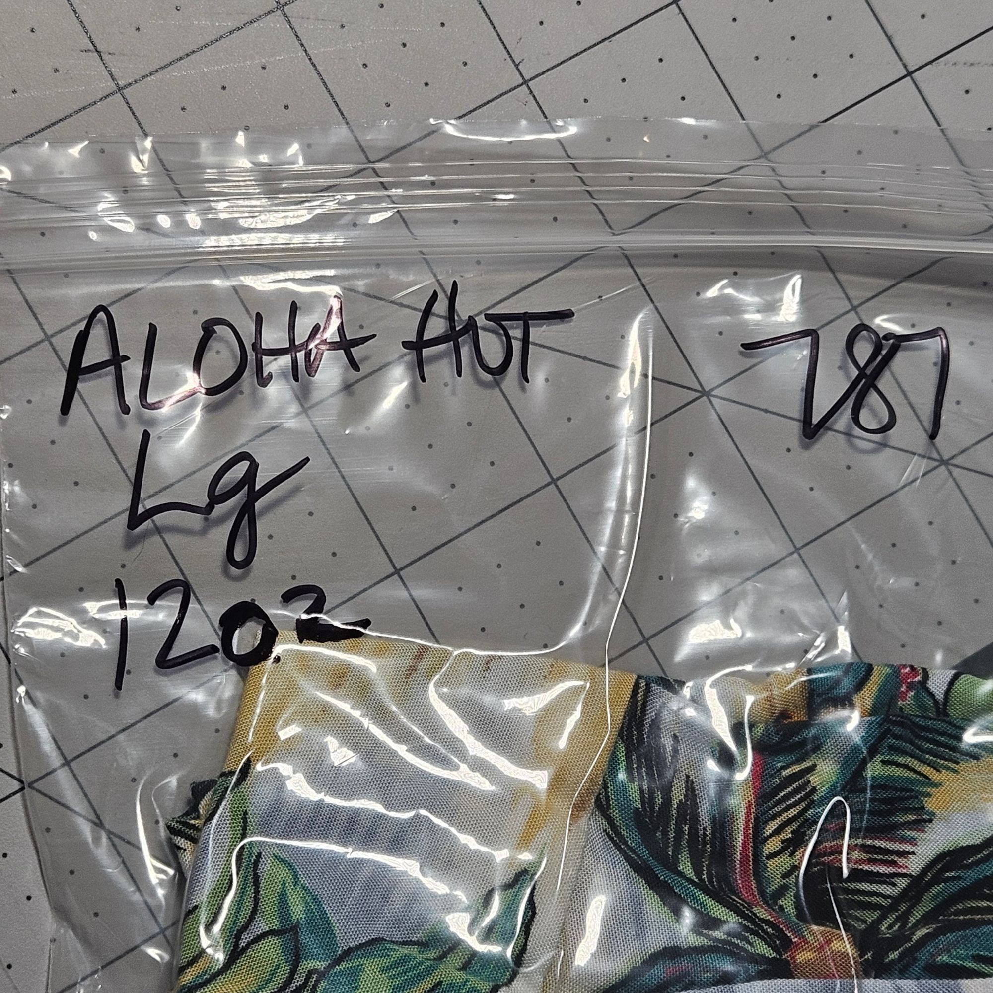 Other Aloha Hut Men’s Hawaiian Shirt L – Tropical Print, Y2K Dadco Size US L / EU 52-54 / 3 - 6 Thumbnail