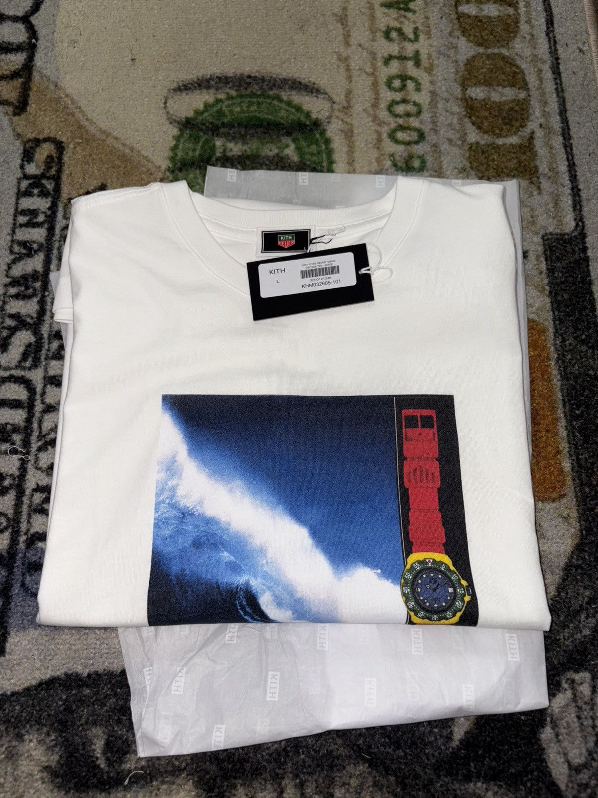 Kith × Tag Heuer Kith x TAG Heuer Formula 1 Hawaii Vintage Tee Size US L / EU 52-54 / 3 - 1 Thumbnail