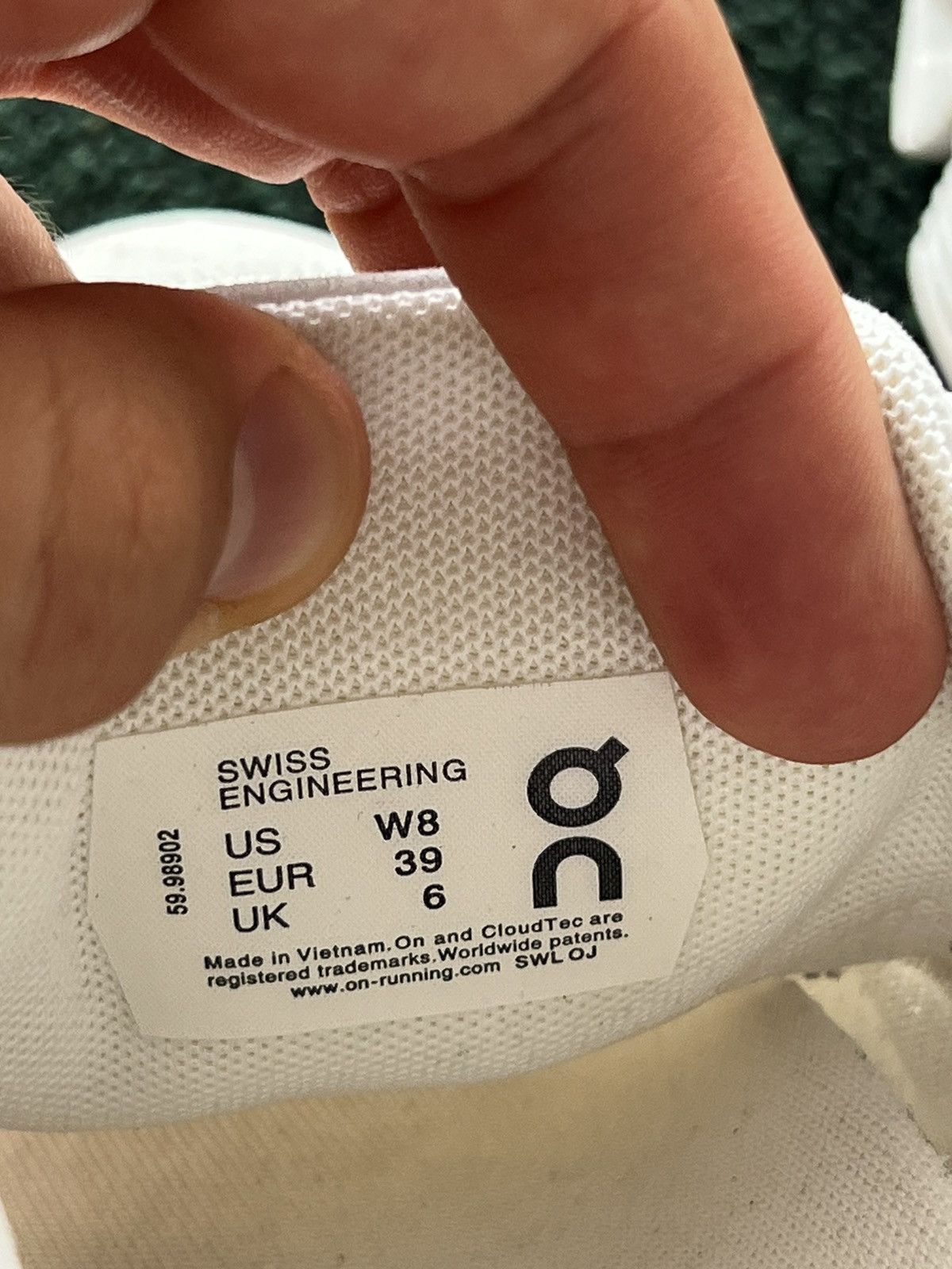 On ‼️On Cloud 5 Swiss Engineering OC Reflecting Shoes‼️ Size US 8 / IT 38 - 23 Thumbnail