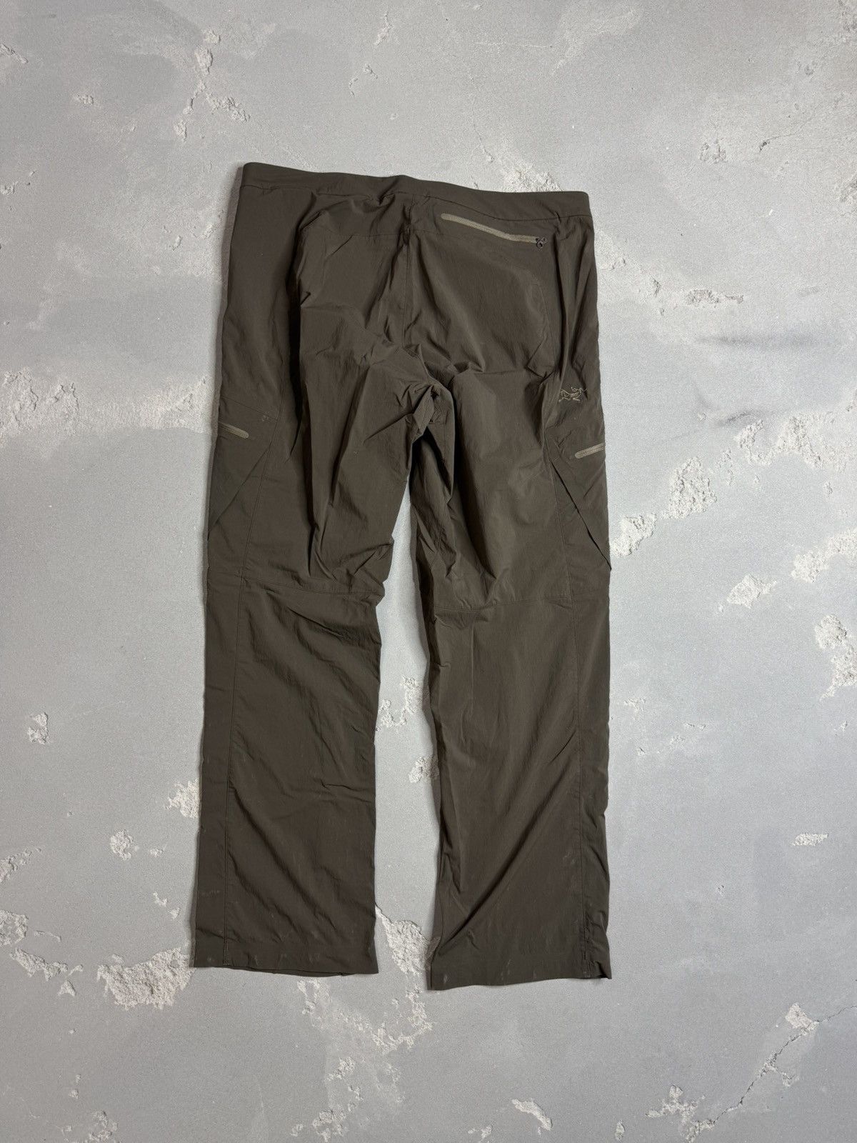 Arc'teryx Arcteryx pants nylon vintage small logo Gorpcore Size US 38 / EU 54 - 4 Thumbnail