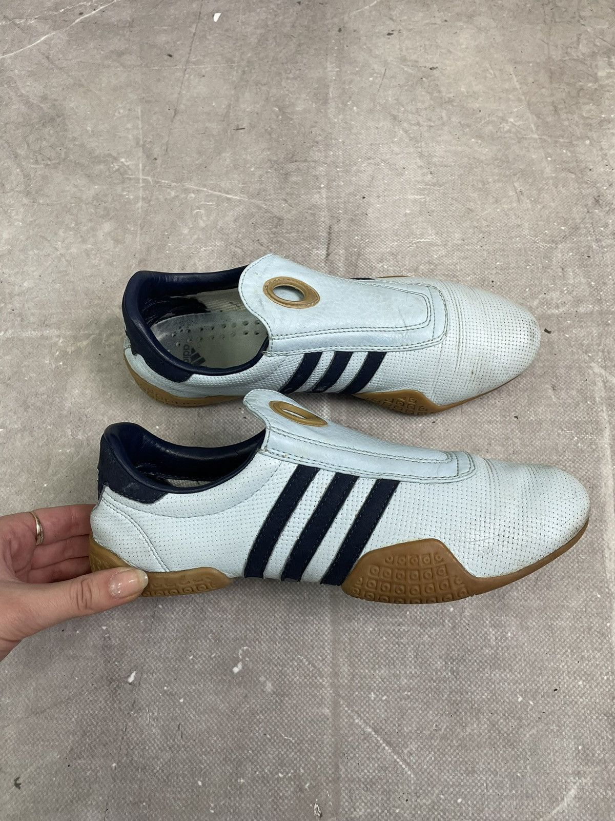 Adidas Adidas retro Y-3 style leather low shoes trainers y2k Size US 7.5 / EU 40-41 - 6 Thumbnail