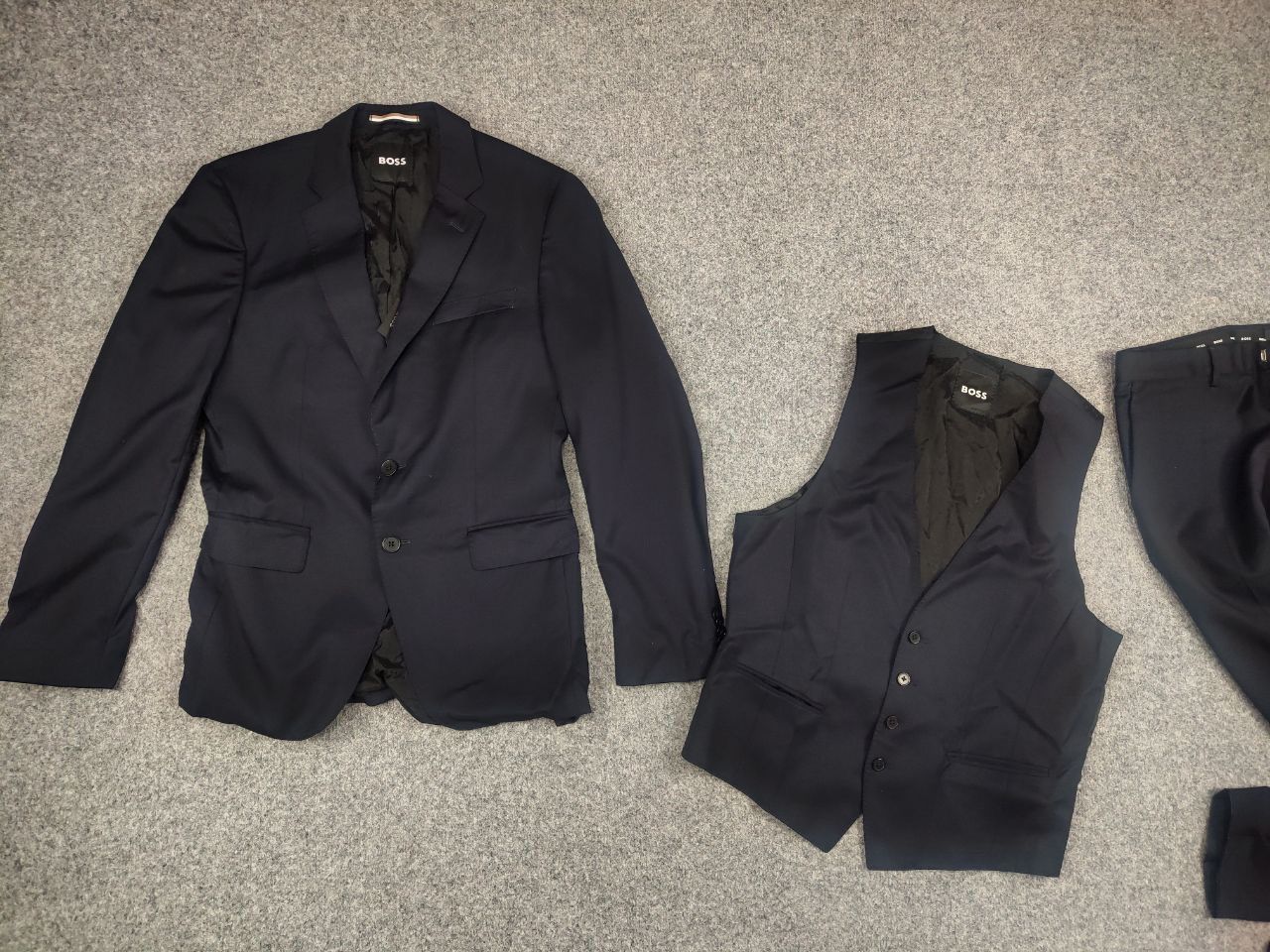 Hugo Boss Boss one the suit Design Navy Slim three-piece Blazer Pants Size 36R - 23 Thumbnail