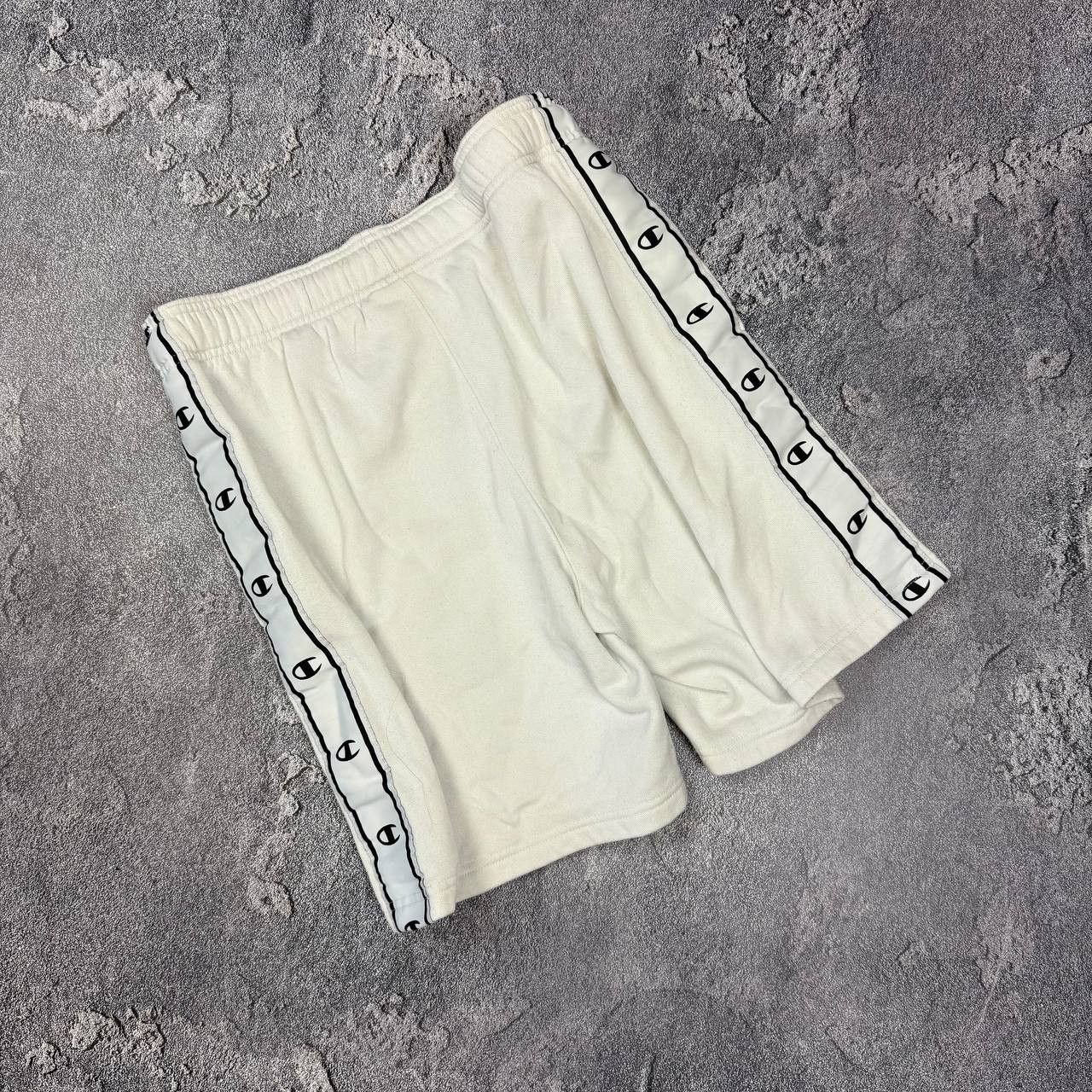Champion Champion Shorts White Size M Size US 34 / EU 50 - 4 Thumbnail