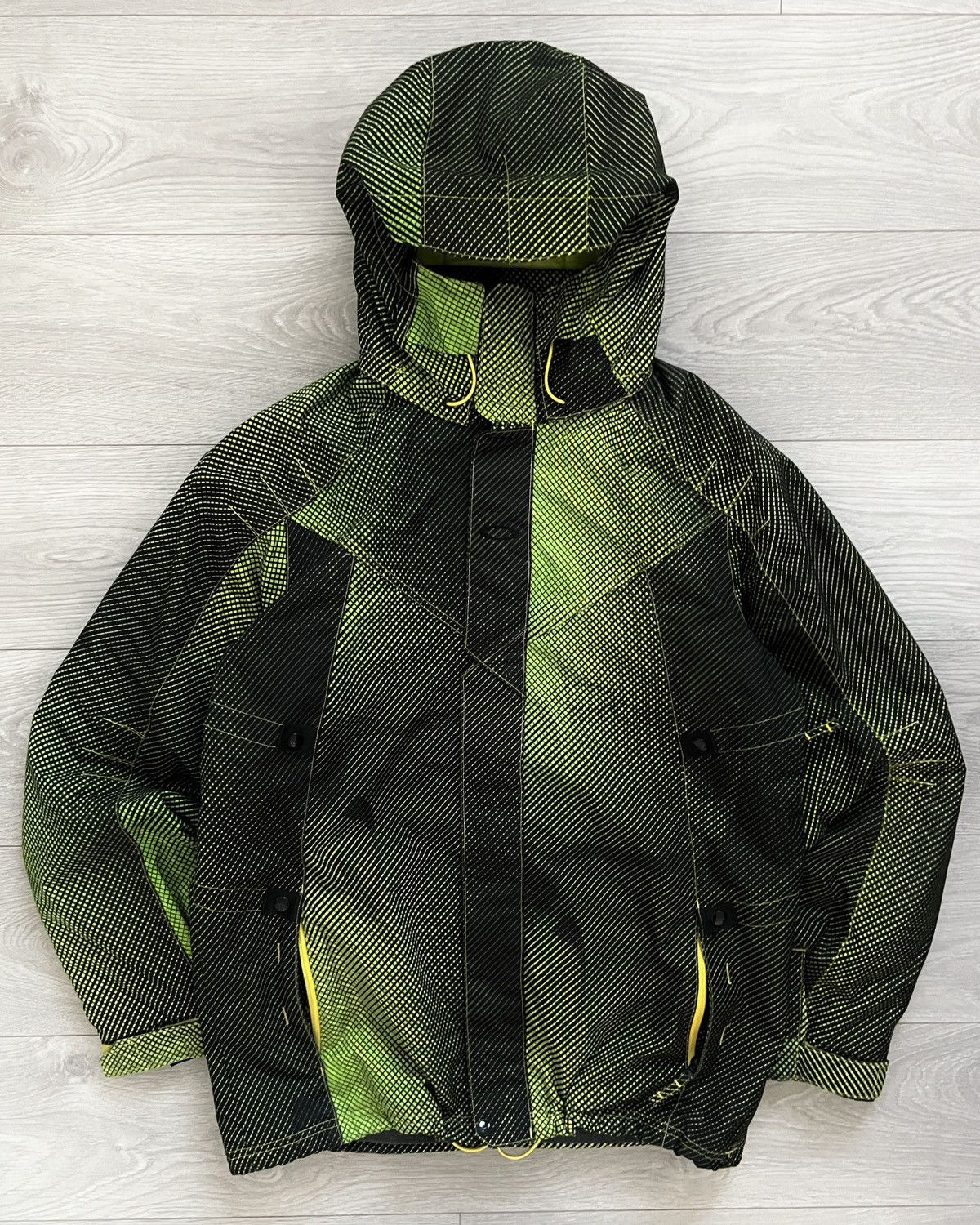 Oakley FW2010 Magnetic Hood 3D Holographic Print Waterproof Jacket Size US M / EU 48-50 / 2 - 1 Thumbnail