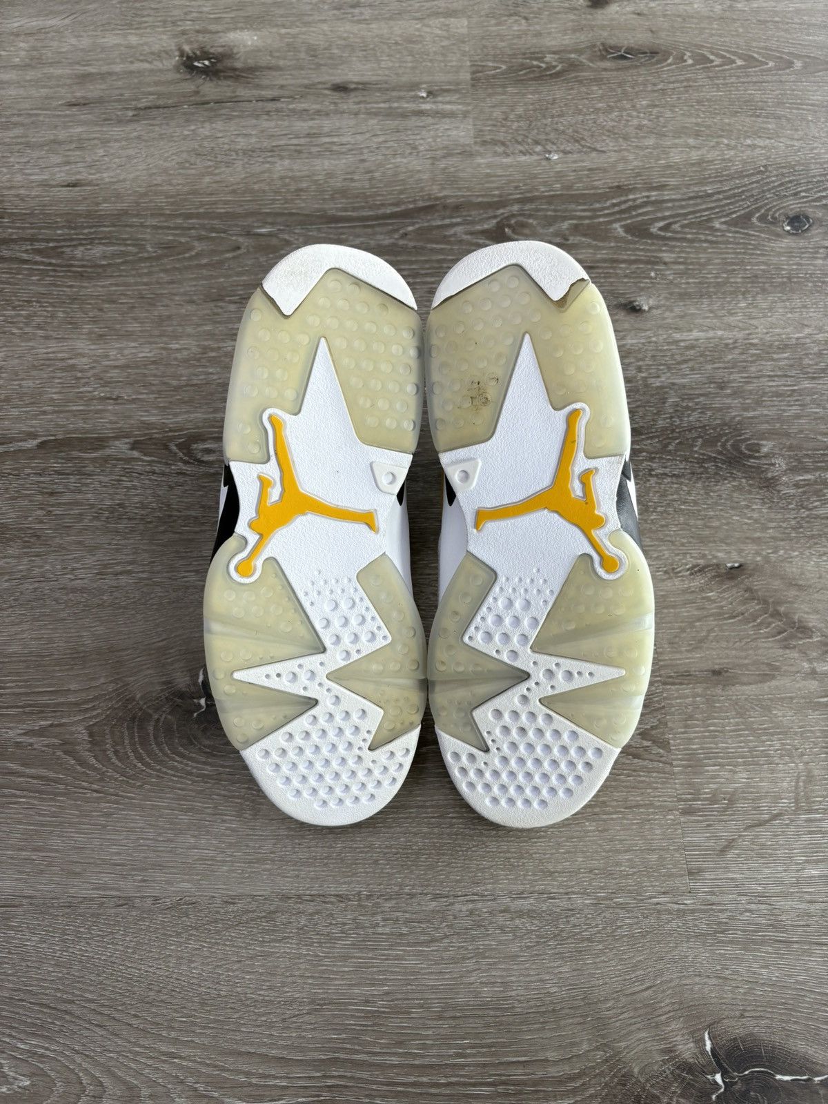 Jordan Brand Air Jordan 6 Retro “Yellow Ochre” **PRE-OWNED** Size US 7 / EU 40 - 5 Thumbnail