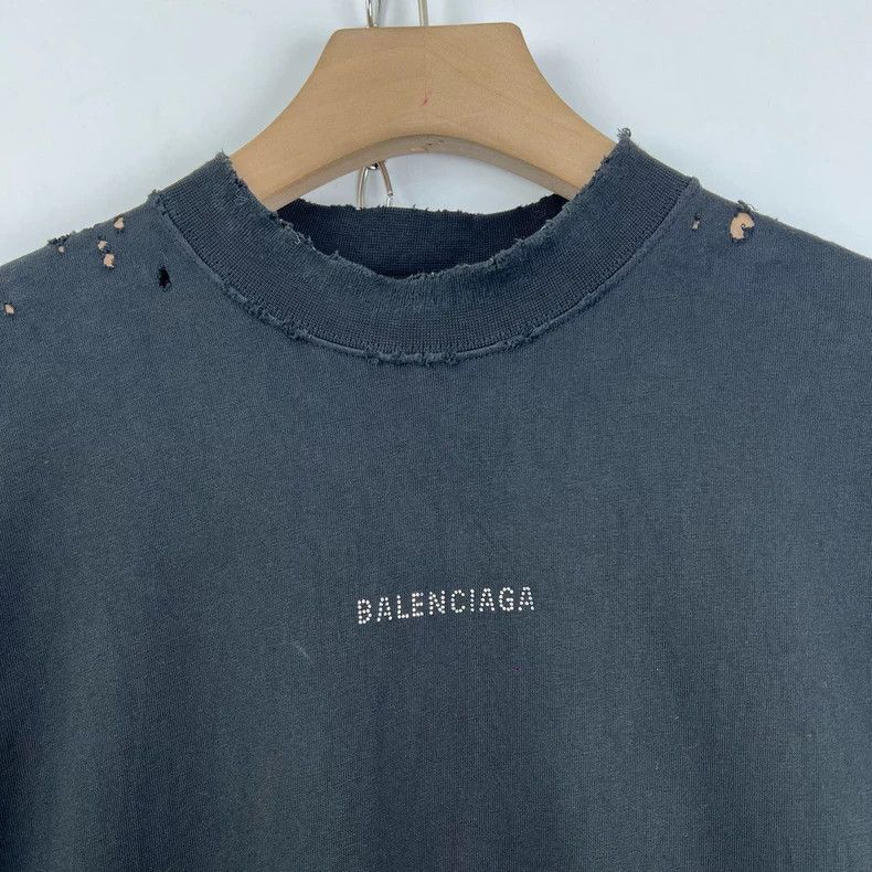 Balenciaga Balenciaga Black rhinestone logo before and after making o Size US S / EU 44-46 / 1 - 3 Thumbnail