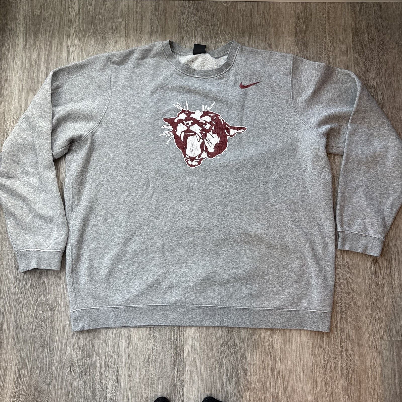 Nike Nike Men's Cougar Mascot Sweatshirt Crew Neck Fleece XXL Size US XXL / EU 58 / 5 - 1 Thumbnail