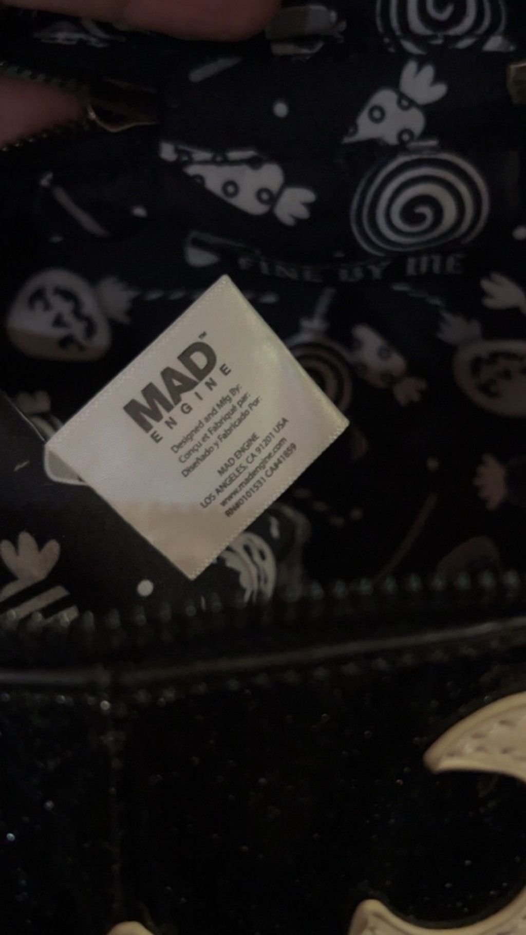 Mad Engine Women's MAD ENGINE Black & White Pumpkin Crossbody Bag Size ONE SIZE - 5 Thumbnail