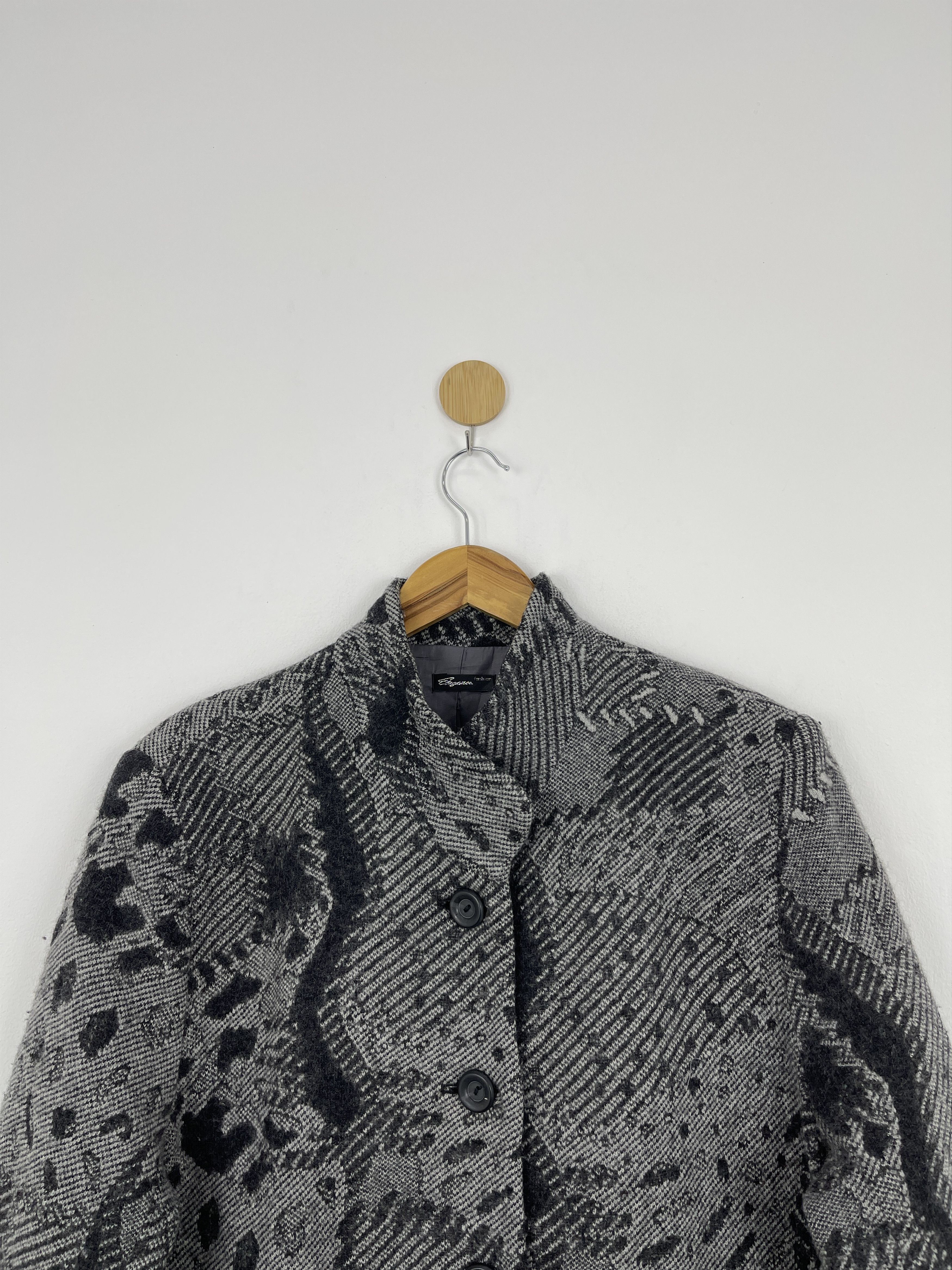 Japanese Brand Vintage Japanese Brand Knit Wool Button Up Jacket JA0044 Size US M / EU 48-50 / 2 - 3 Thumbnail