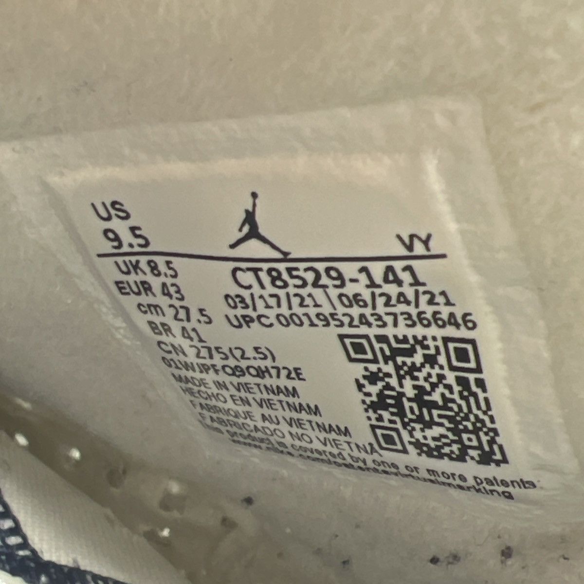 Jordan Brand Air Jordan 6 midnight navy Size US 9.5 / EU 42-43 - 9 Thumbnail