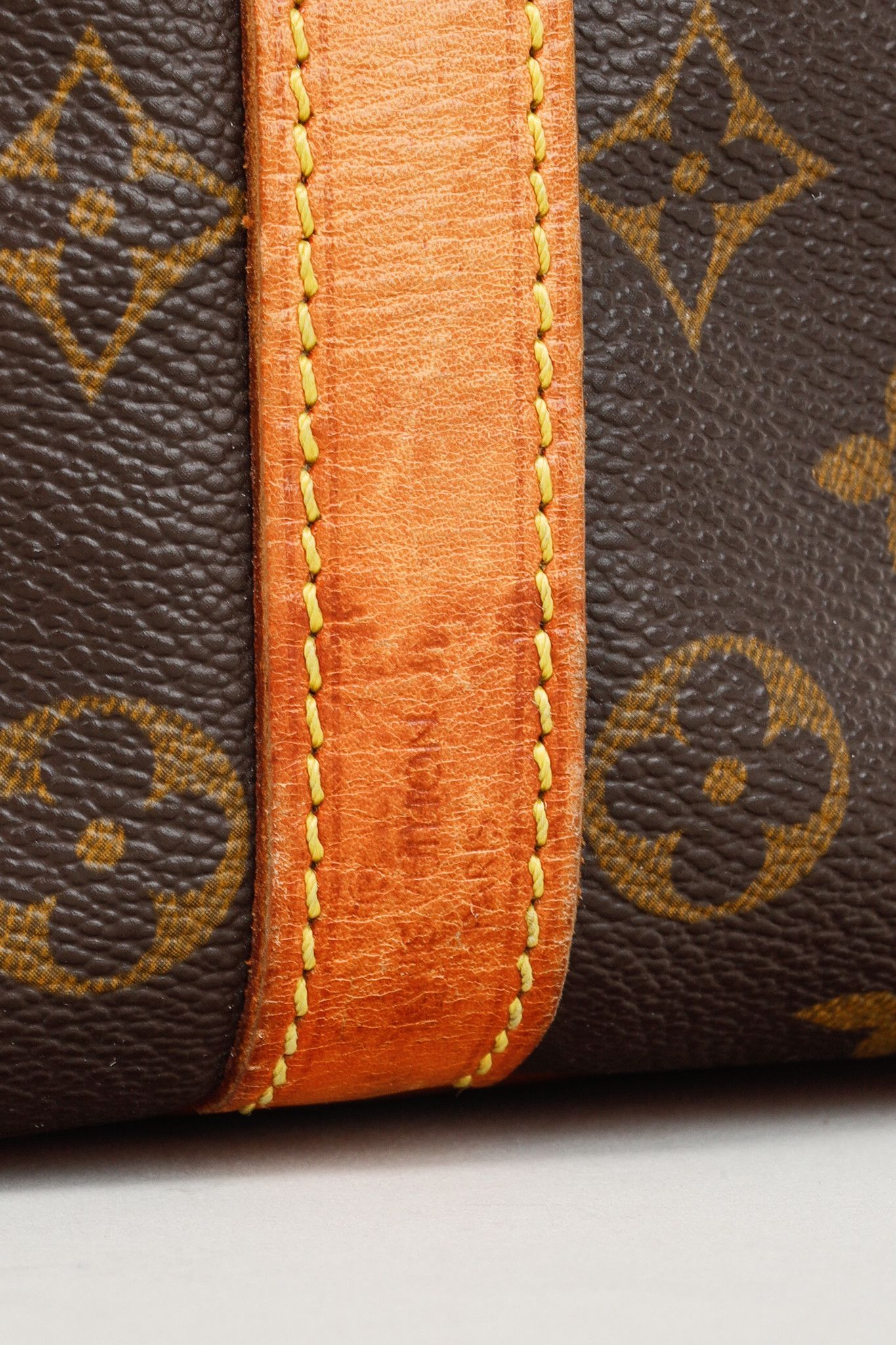Louis Vuitton Louis Vuitton Petit Noe Monogram Canvas Bucket Bag Size ONE SIZE - 10 Thumbnail