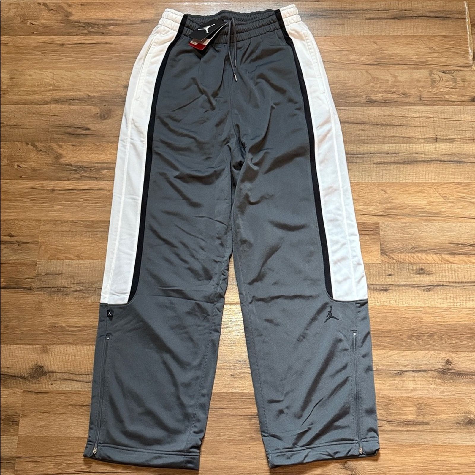 Jordan Brand 2012 Jordan Sweatpants Size US 28 / EU 44 - 1 Thumbnail