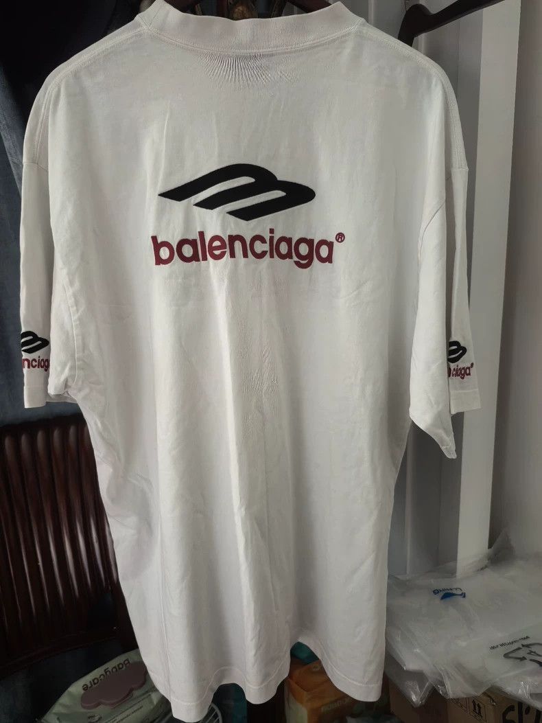 Balenciaga Balenciaga Balenciaga 3B Sports Icon Short Sleeve TShirt - Size US L / EU 52-54 / 3 - 2 Thumbnail