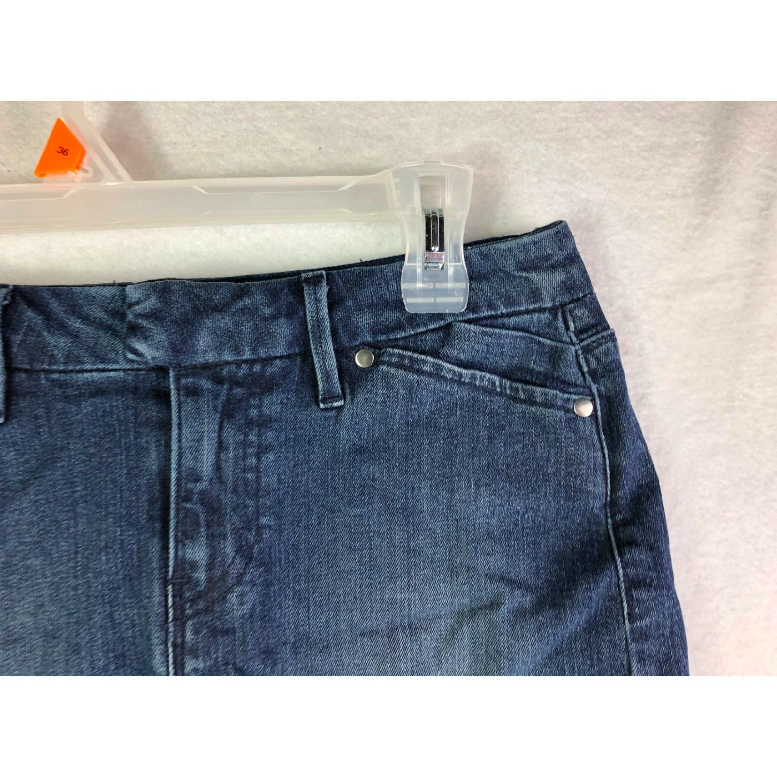 Levi's Levi's Mini Skirt Blue Denim Cotton Size 27 Women Regular Waist 29" Measured Vintage No Slit Zip Front Size 27" / US 4 / IT 40 - 3 Thumbnail