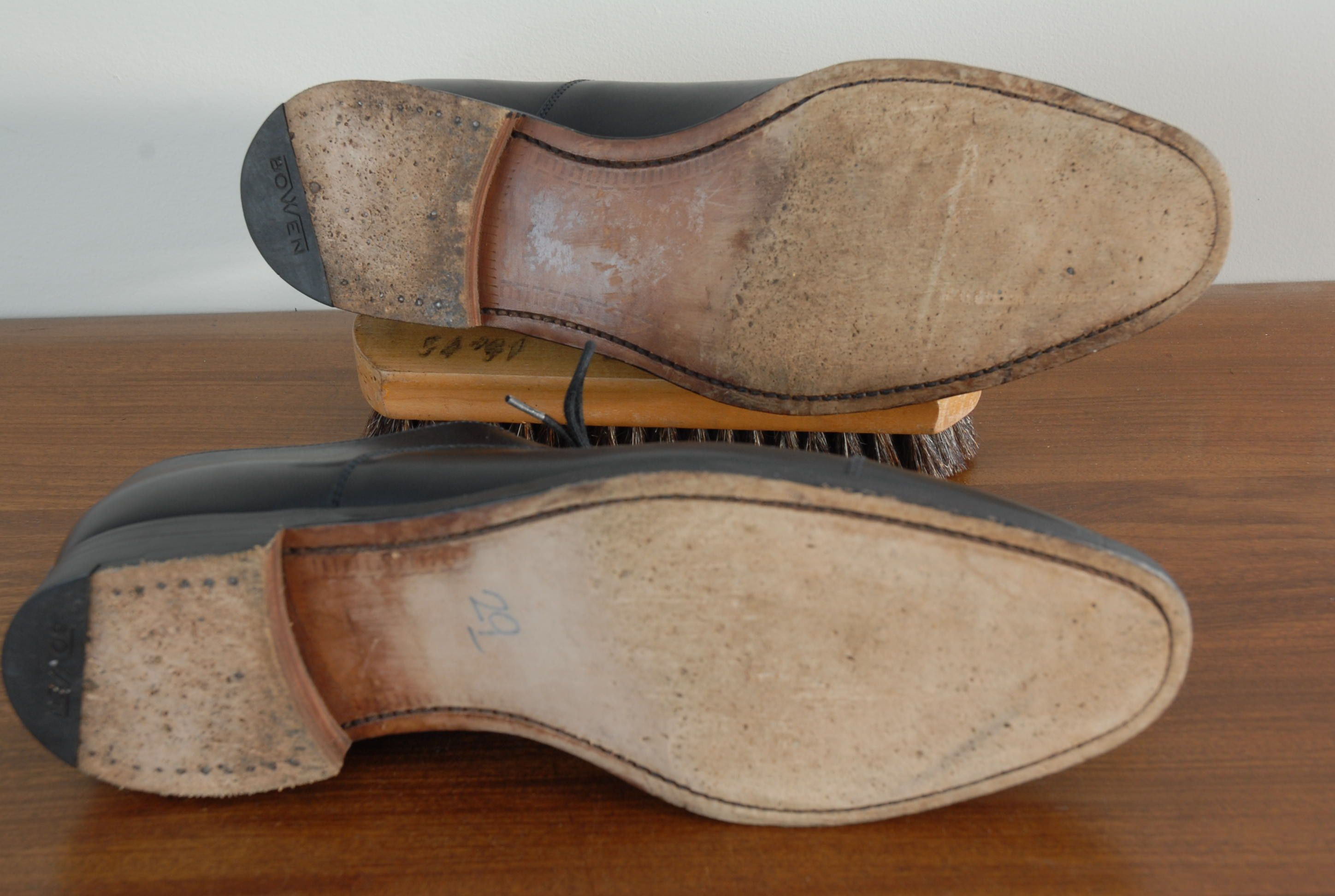 Other Quintessential English cap toe Oxford Size US 9 / EU 42 - 9 Thumbnail