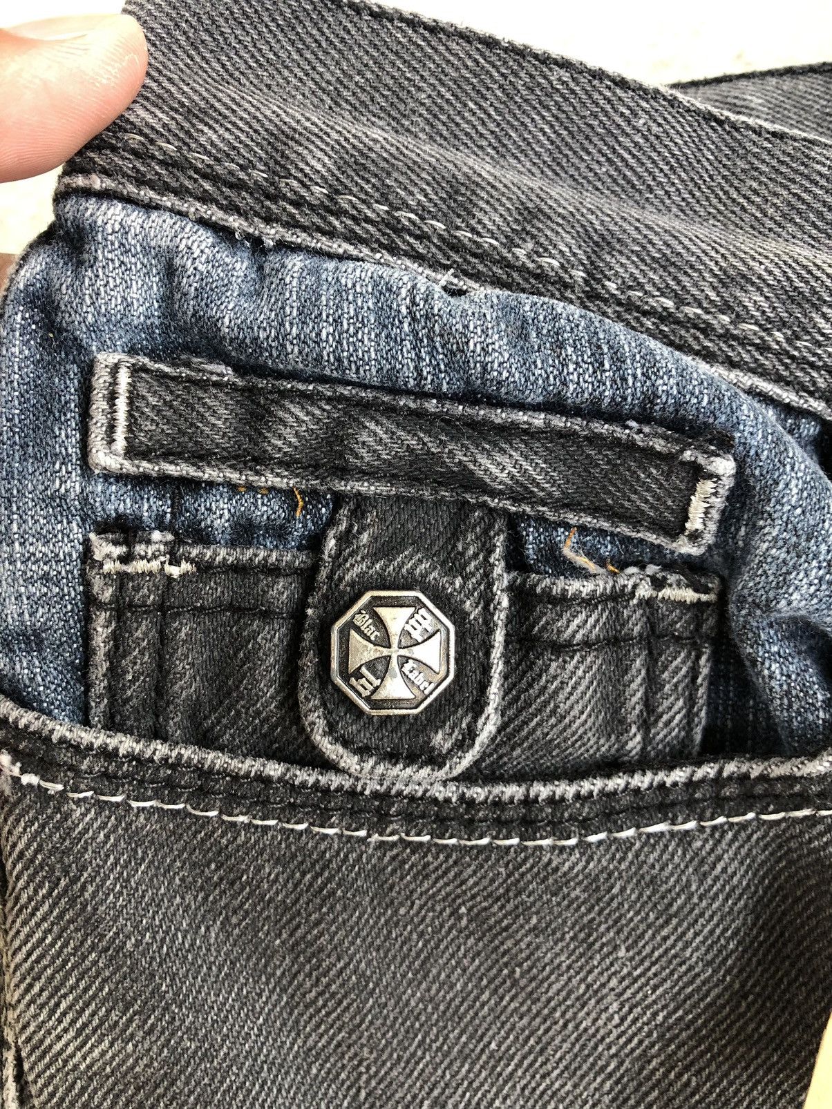 If Six Was Nine Japanese Blac Label Flared Jeans Embroidered logo Distressed Size US 33 - 16 Thumbnail