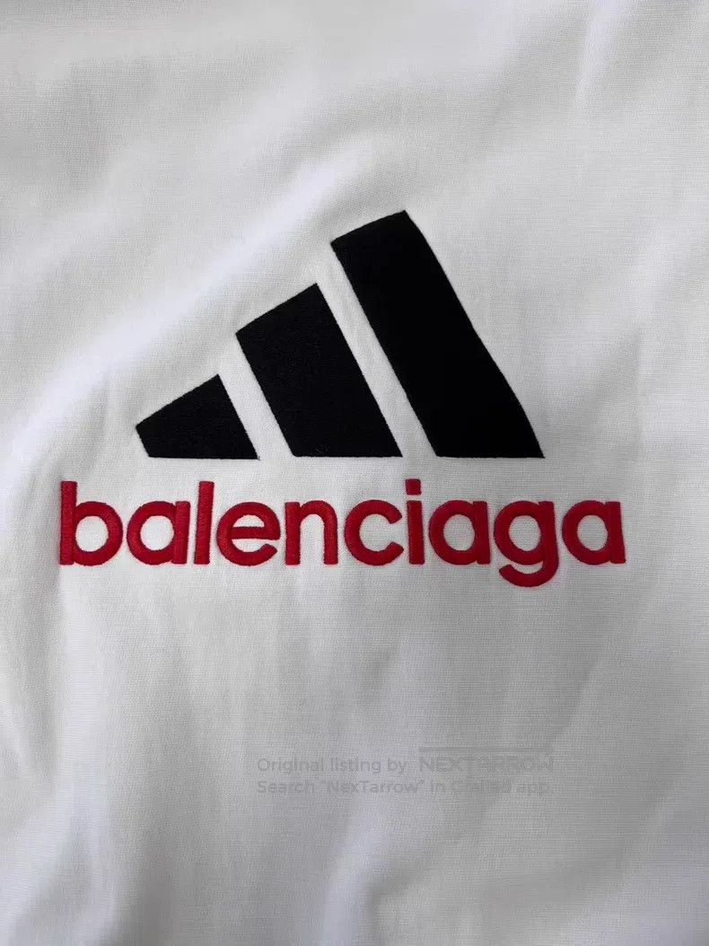 Balenciaga Balenciaga Logo print round neck hooded sweater Size US XL / EU 56 / 4 - 3 Thumbnail