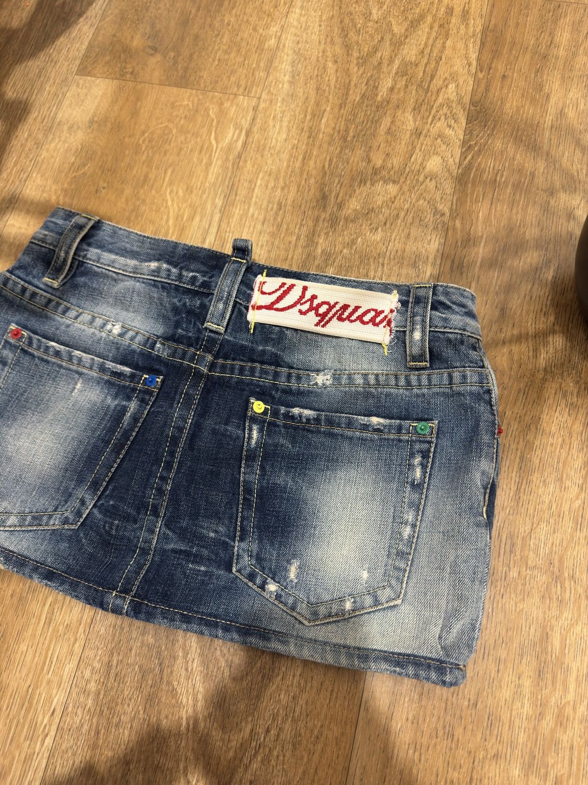 Dsquared2 VINTAGE DSQUARED MINI AVANT GARDE SKIRT Size 28" / US 6 / IT 42 - 6 Thumbnail