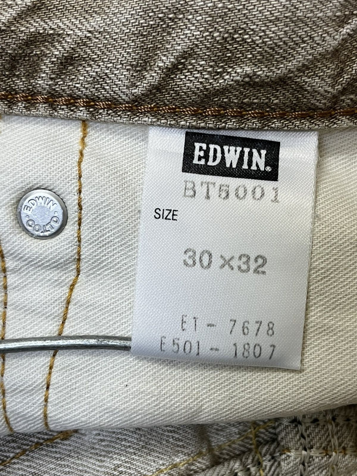 Edwin VINTAGE EDWIN 503 FLARED/BOOT CUT BLUE TRIP DISTRESSED JEANS Size US 34 / EU 50 - 17 Thumbnail