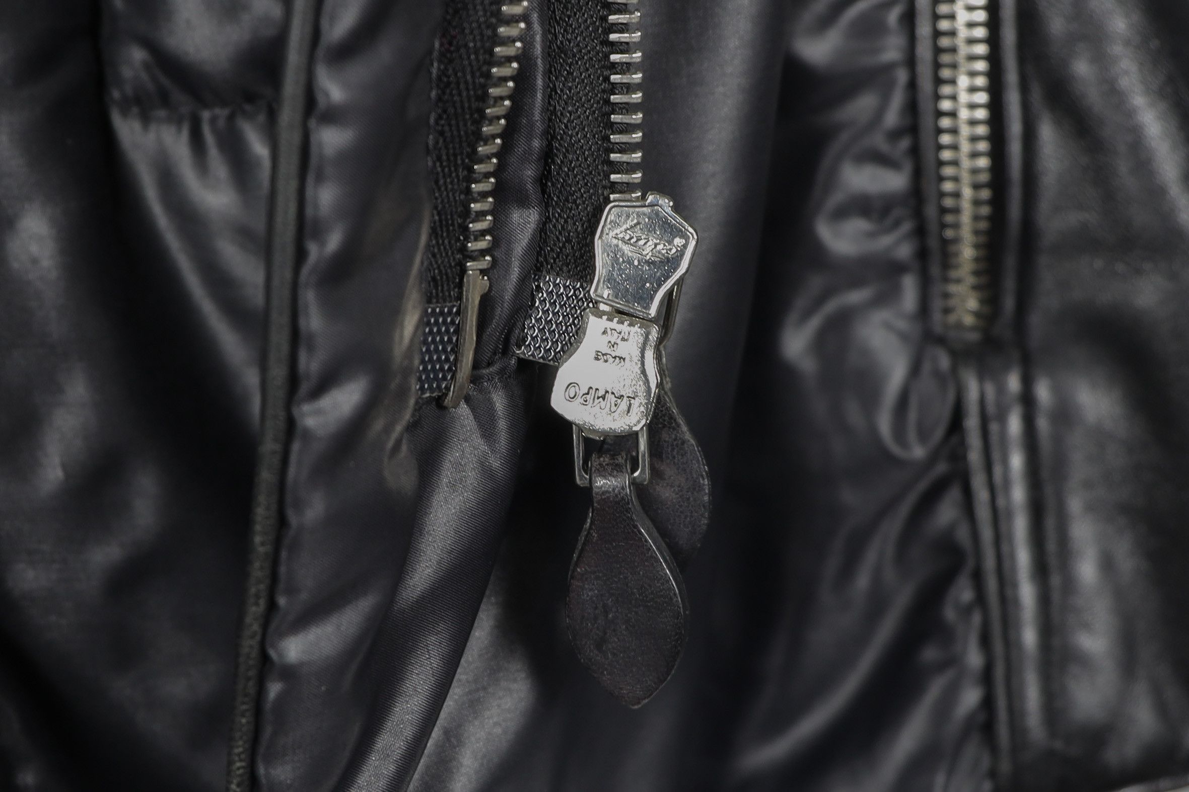 Ermanno Scervino Ermanno Scervino Nylon Leather Collar Design Biker Jacket Size M / US 6-8 / IT 42-44 - 11 Thumbnail