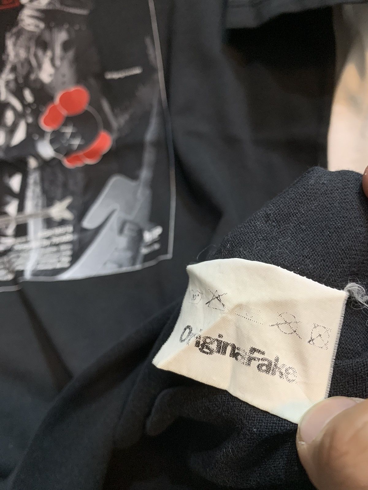 Kaws × Original Fake Vintage Original Fake x Wolfgang Honecker Size US L / EU 52-54 / 3 - 5 Thumbnail