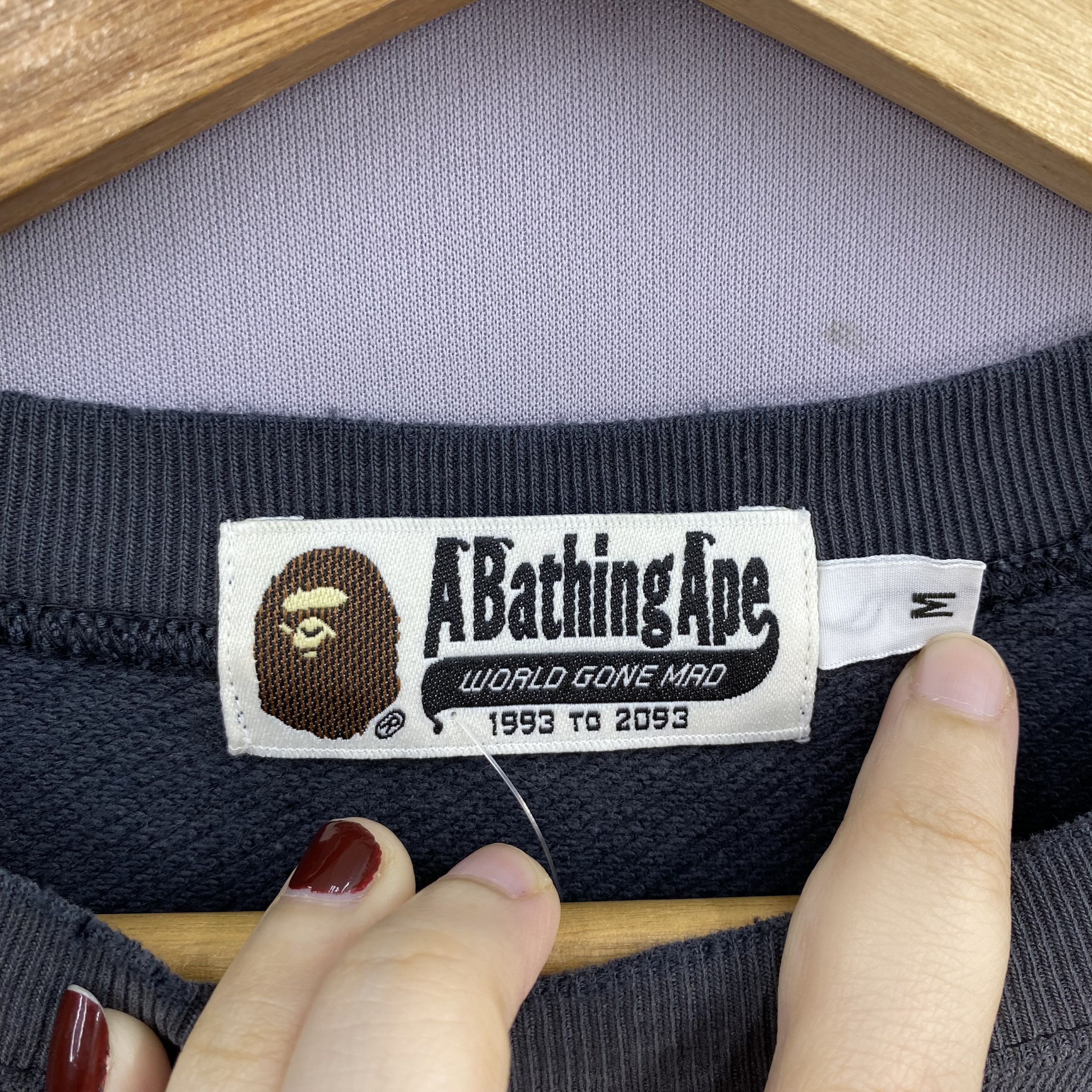 Bape Vintage BAPE A Bathing Ape Pullover Sweatshirt Nigo Era Size US M / EU 48-50 / 2 - 8 Thumbnail