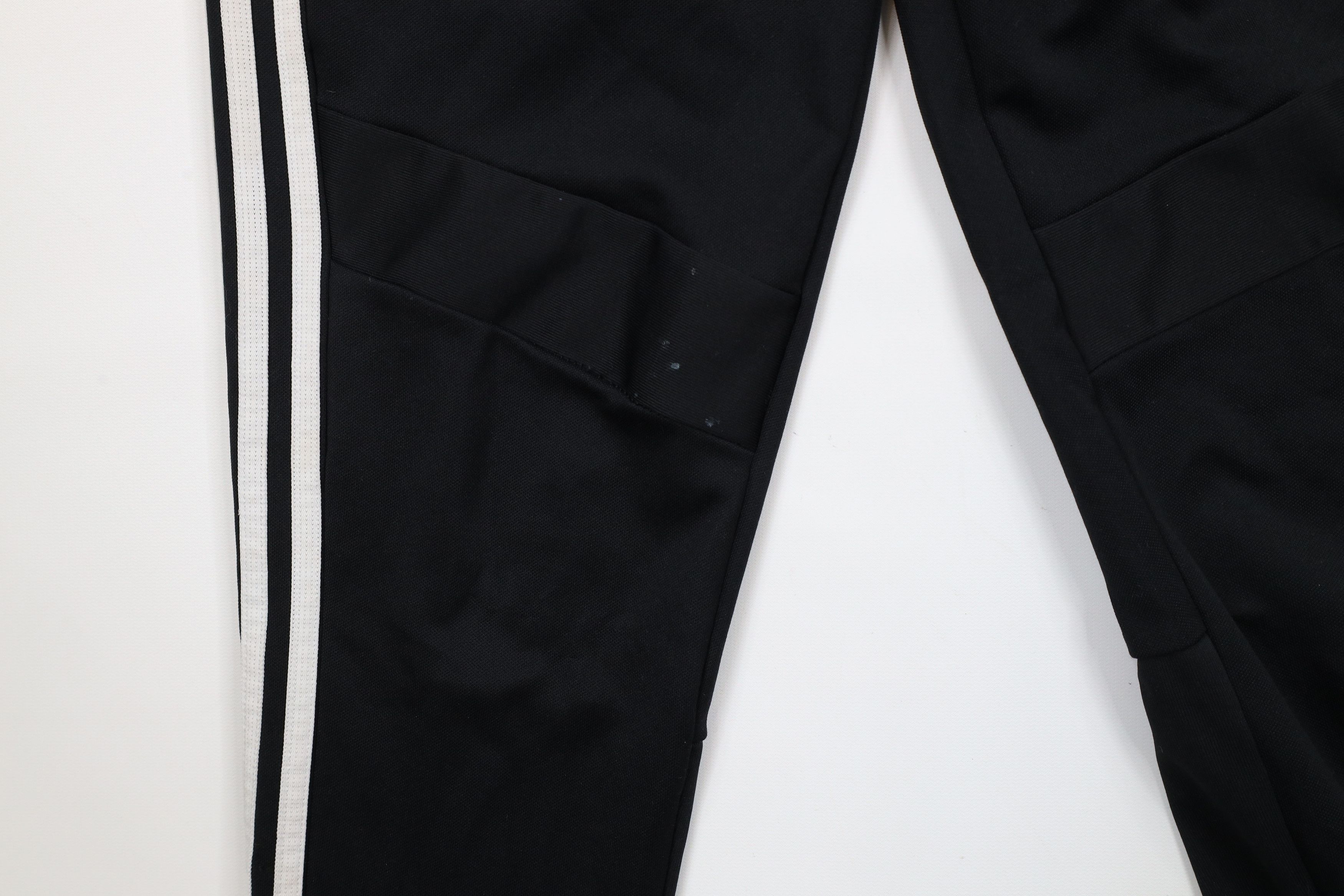 Adidas × Vintage Vintage Y2K Adidas Striped Tapered Leg Soccer Warm Up Pants Size US 32 / EU 48 - 6 Thumbnail