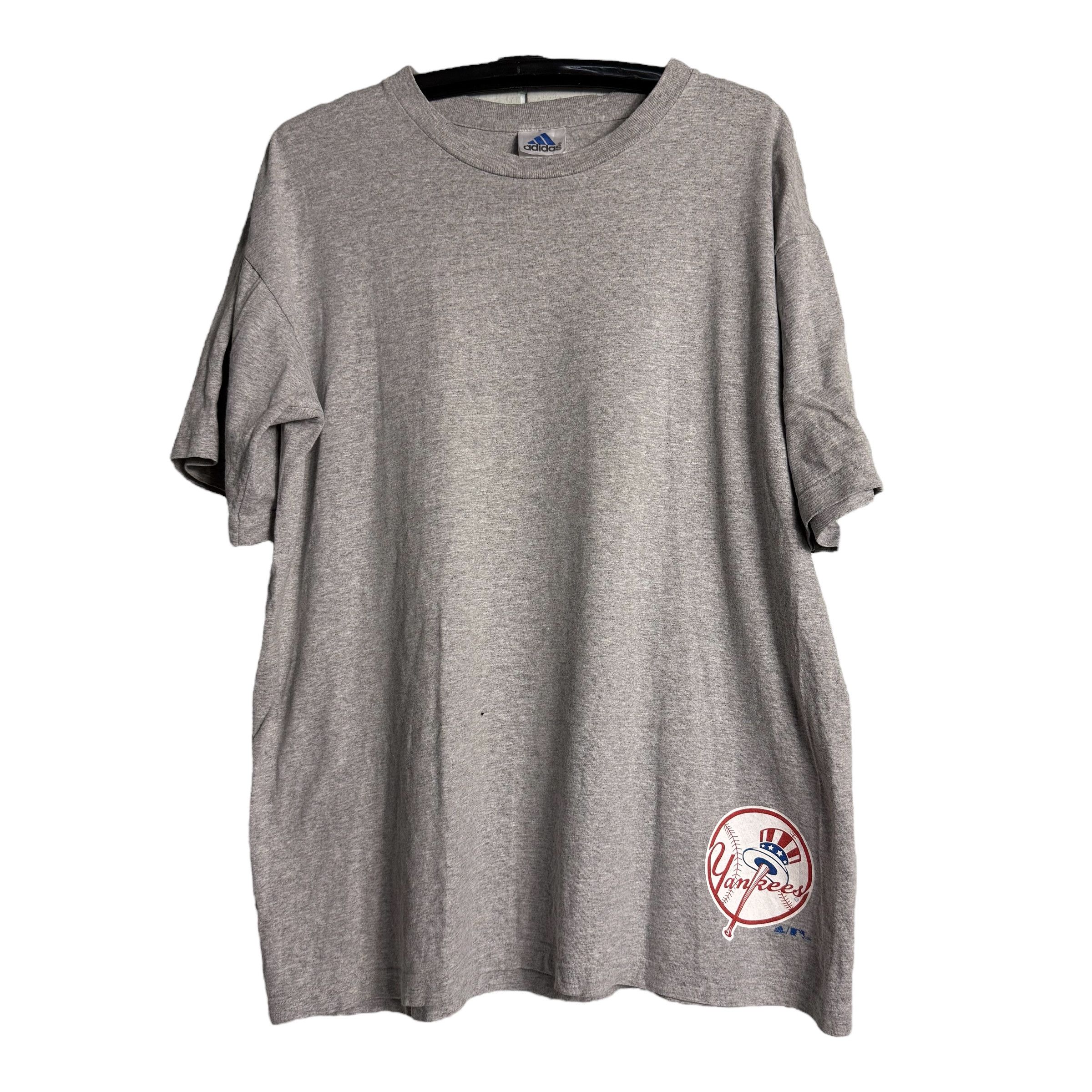 MLB 🔥RARE🔥Vintage Adidas x MLB NY Yankees 2004 T-shirt Size US L / EU 52-54 / 3 - 1 Thumbnail