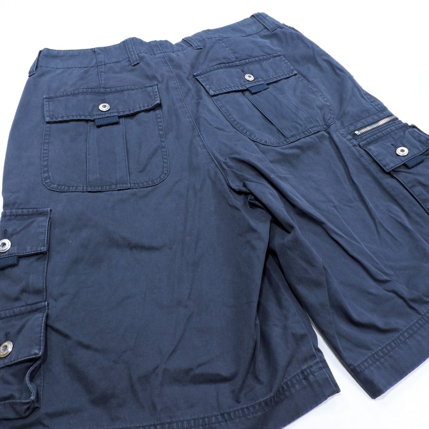 Tommy Hilfiger TOMMY HILFIGER CARGO SHORT PANTS Size US 32 / EU 48 - 15 Thumbnail