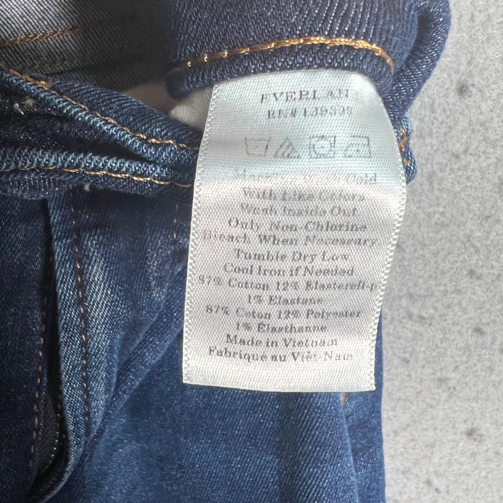 Everlane Everlane Womens Size 24 Ankle High-Rise Skinny Blue Denim Dark Zip 5-Pocket Stretch Regular Inseam 26 Size 42" / US 20 - 4 Thumbnail