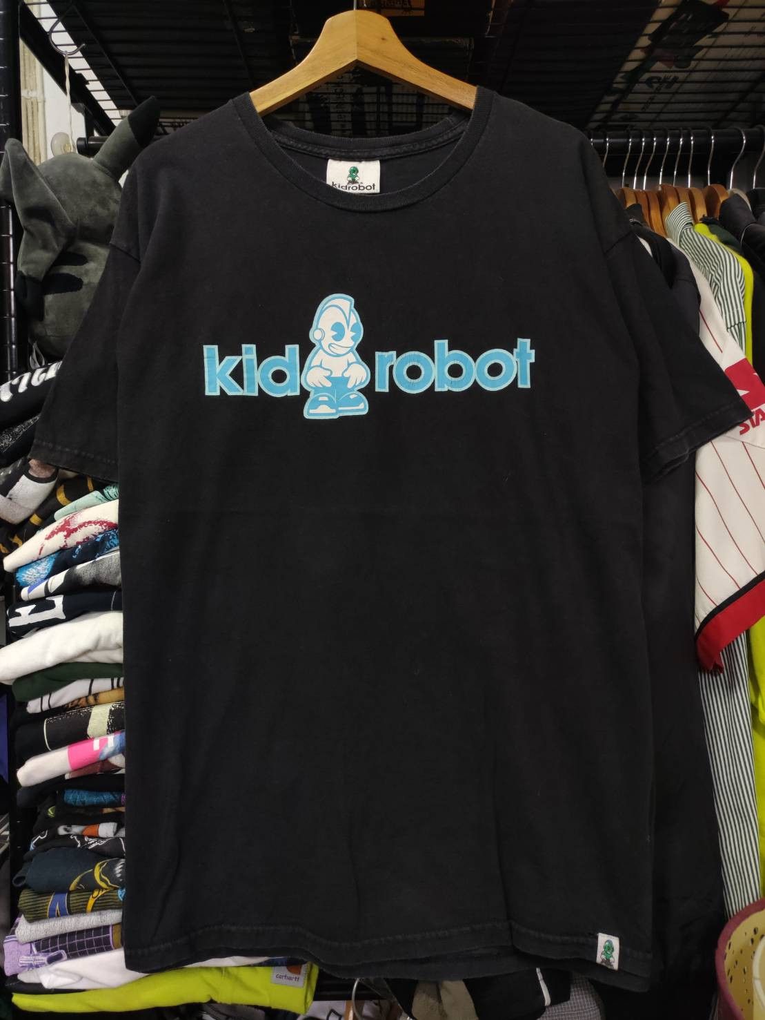Kid Robot Vtg 00's Kid Robot Logo Limited Edition USA T-Shirt Size US L / EU 52-54 / 3 - 2 Thumbnail