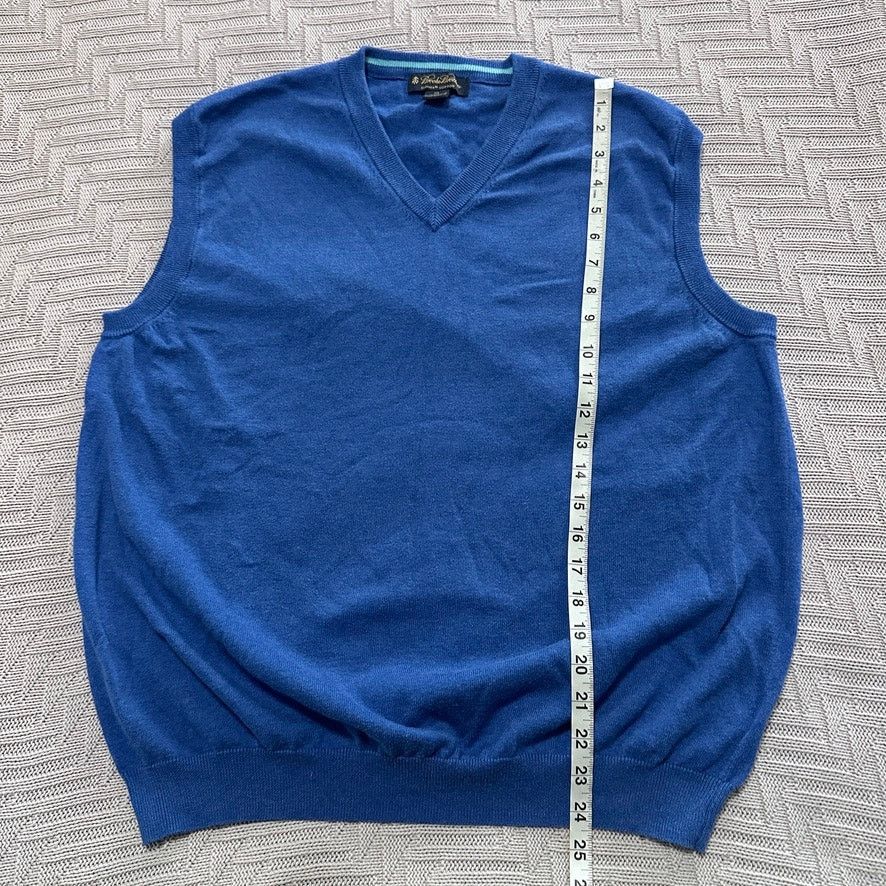 Brooks Brothers Brooks Brothers periwinkle cotton v neck sweater vest Size US XL / EU 56 / 4 - 6 Thumbnail