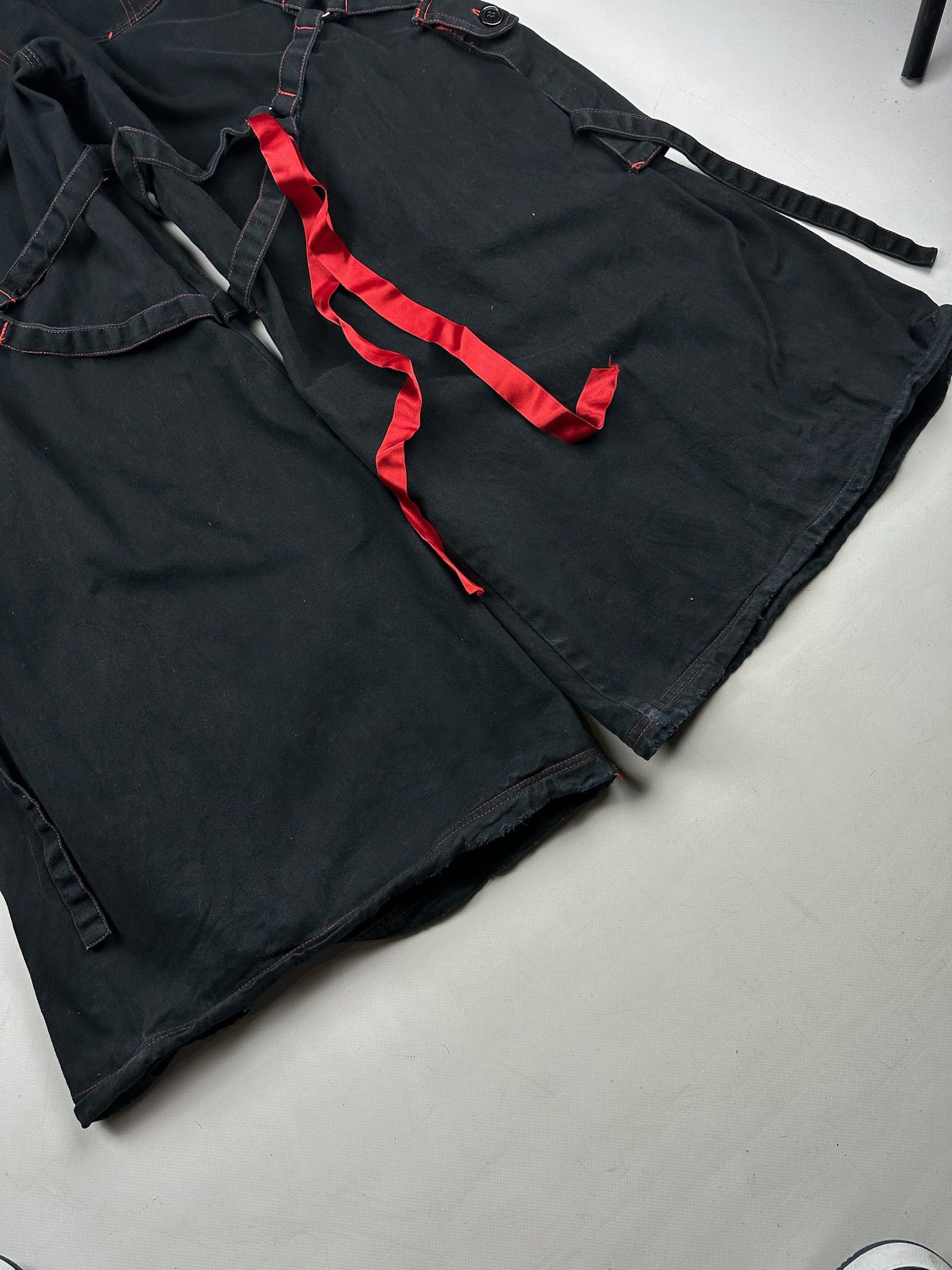 Rare Vintage Criminal Damage Bondage parachute Cargo Pants