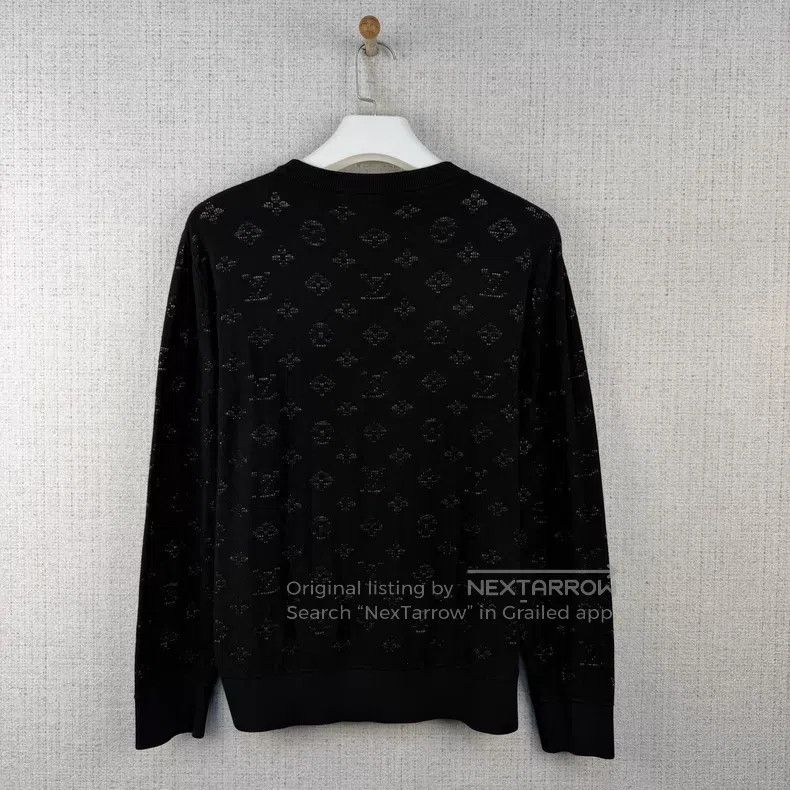 Louis Vuitton Louis Vuitton Color-block presbyopic full-print drop-stitc Size US M / EU 48-50 / 2 - 3 Thumbnail