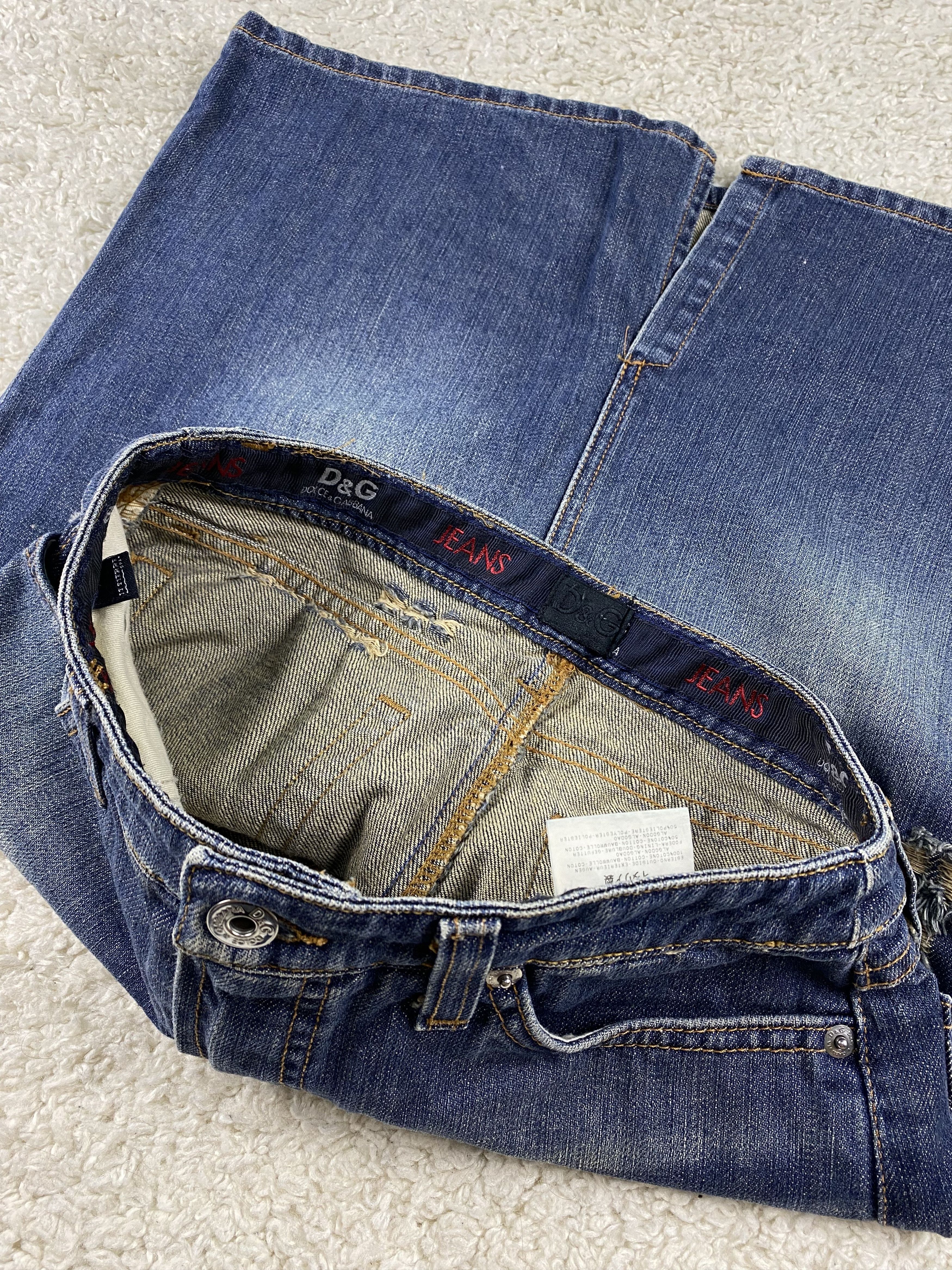 Dolce & Gabbana Dolce & Gabbana Women’s Blue Denim Distressed Skirt sz 26/40 Size 26" / US 2 / IT 38 - 10 Thumbnail