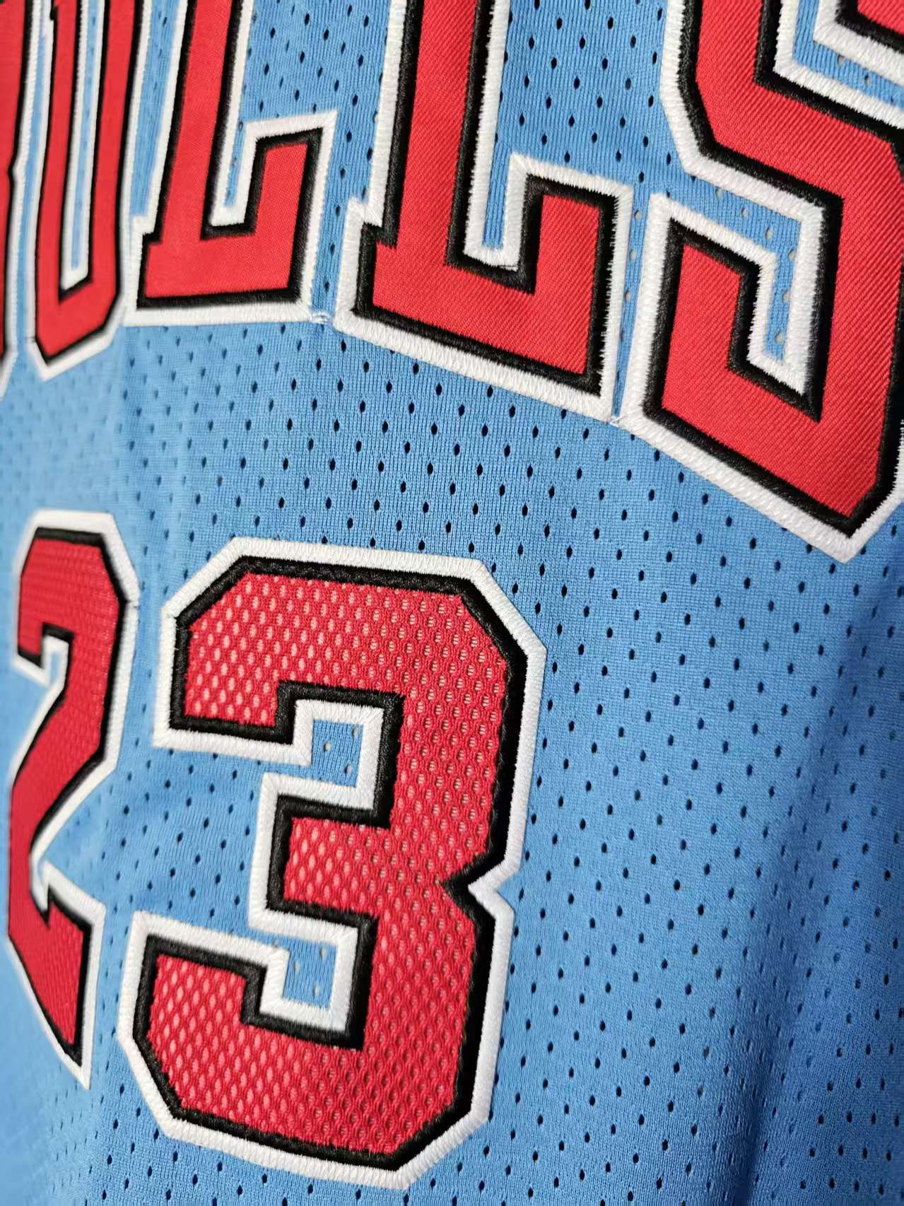 NBA Michael Jordan Jersey Chicago Bulls 23 Double Stitched XXL Size US XXL / EU 58 / 5 - 3 Thumbnail