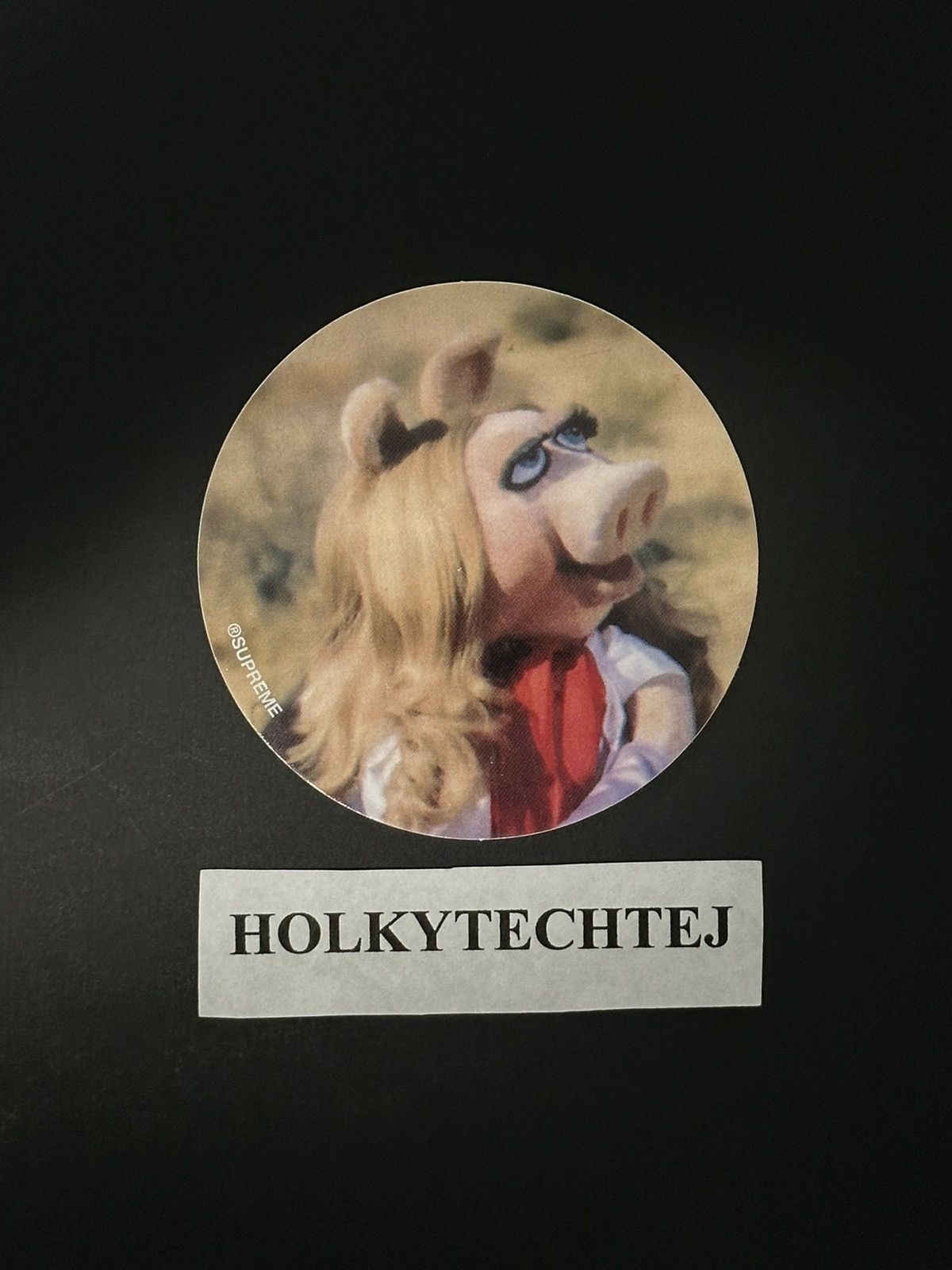 Supreme Supreme The Muppets Miss Piggy Sticker Size ONE SIZE - 1 Thumbnail