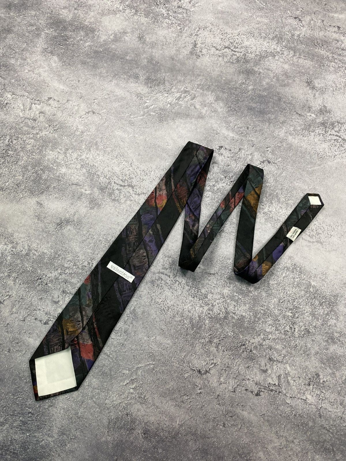 Valentino Vintage 90s Valentino Abstract Tie Old Money Classic Casual Size ONE SIZE - 1 Thumbnail